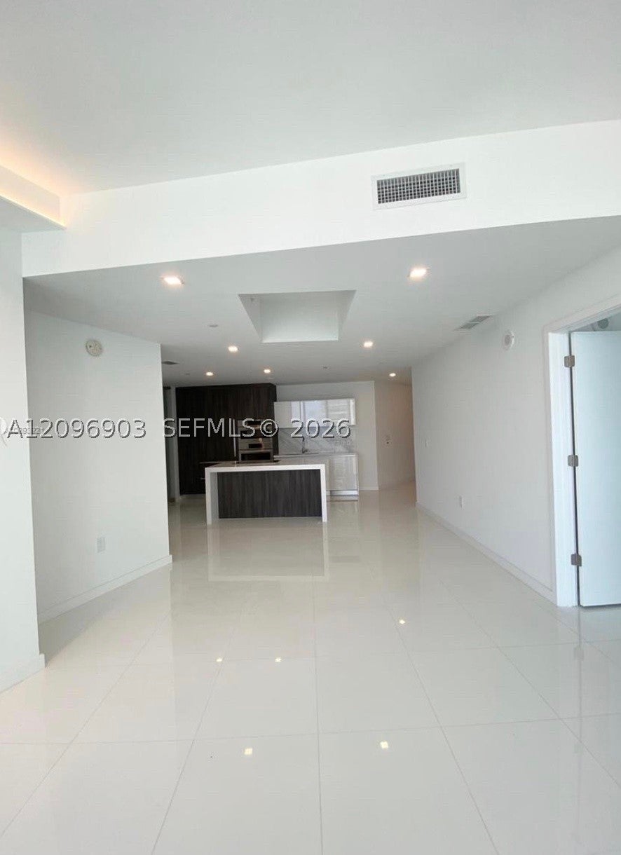 851 NE 1st Ave 3609