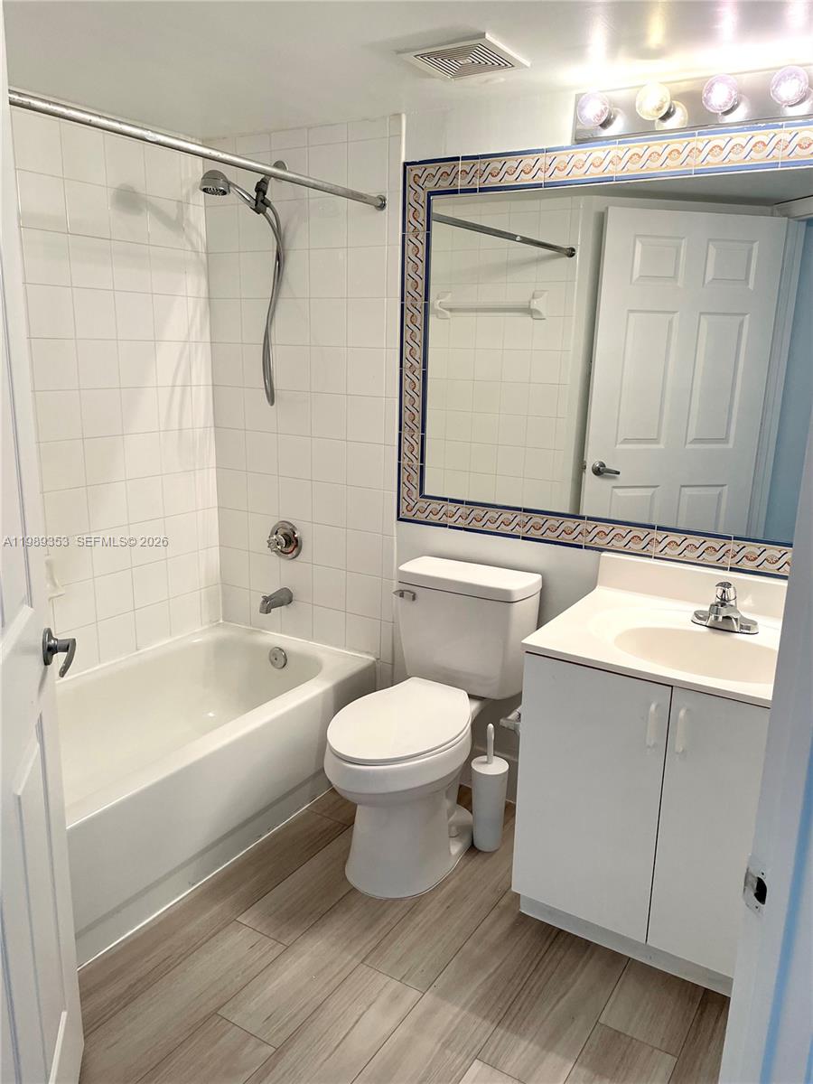 LA VIA CONDO - Residential