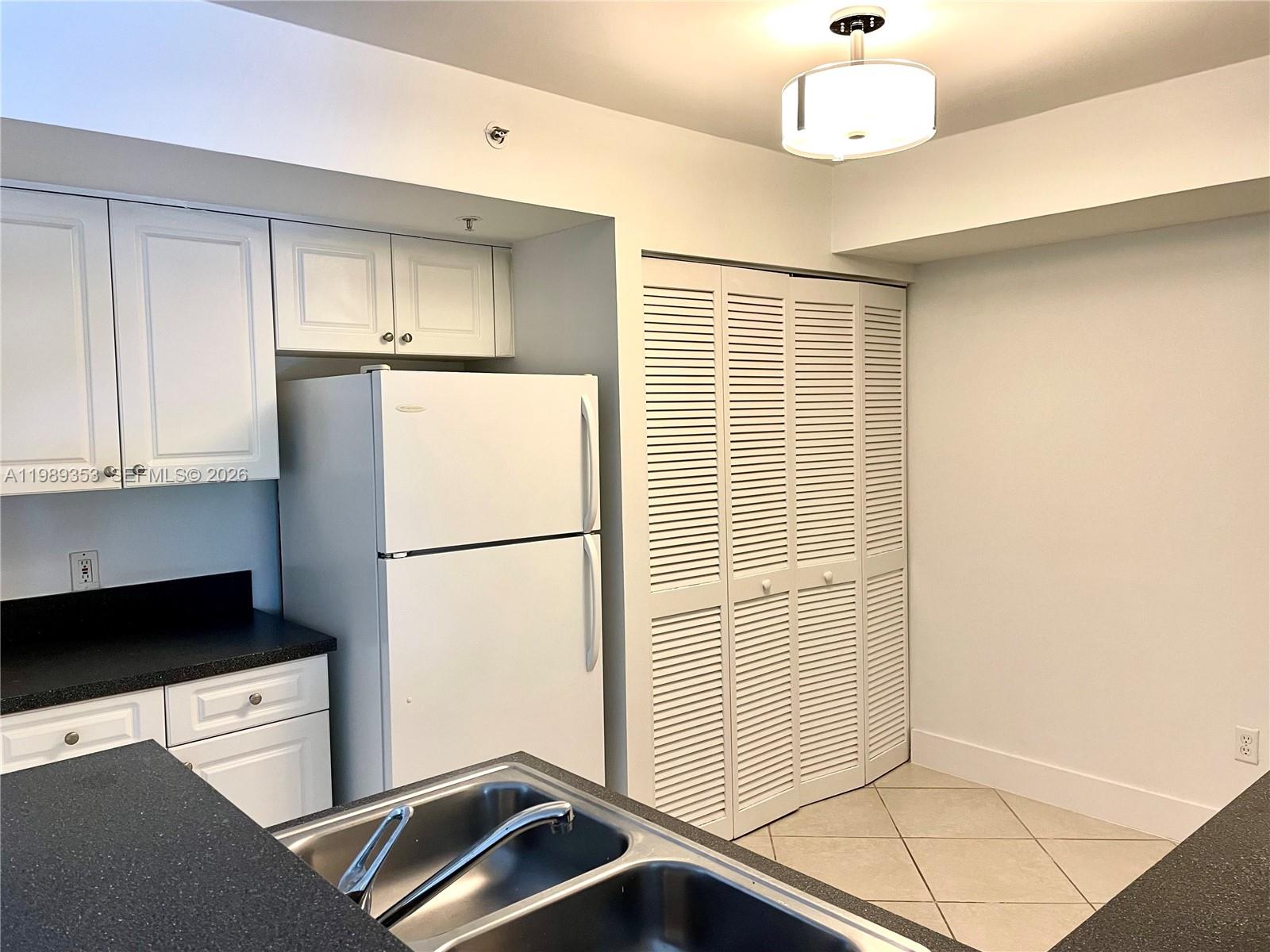 LA VIA CONDO - Residential