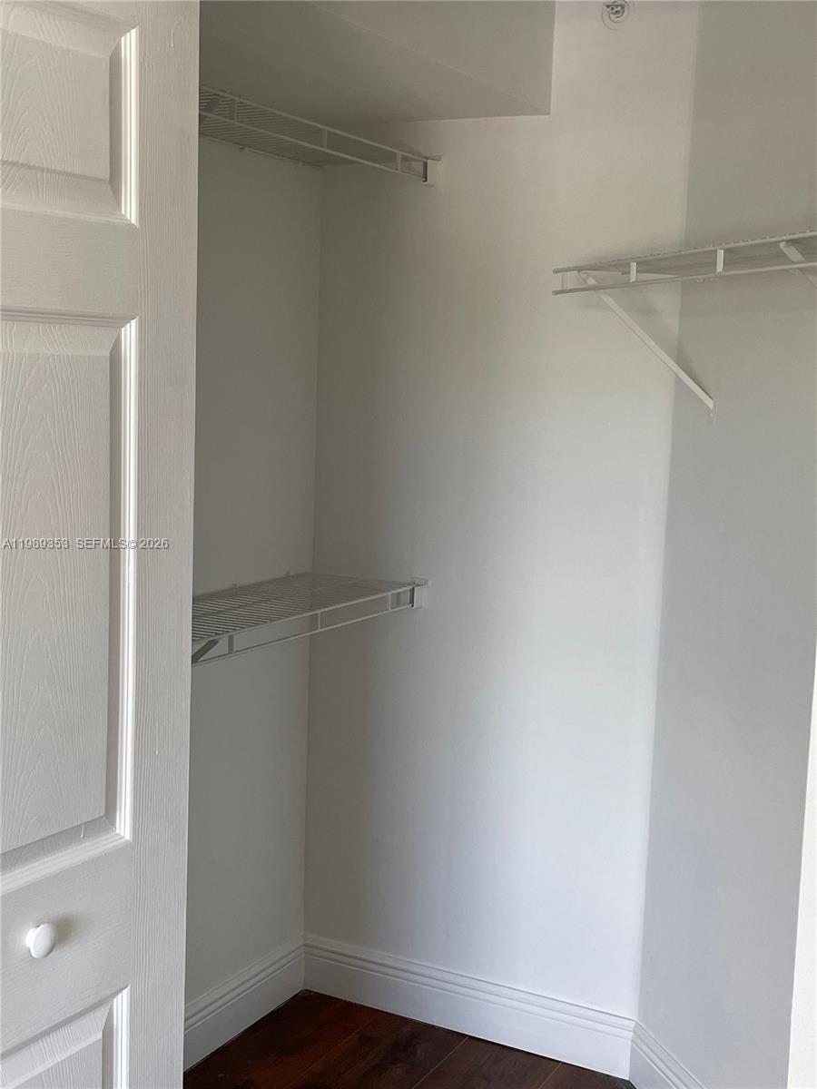 LA VIA CONDO - Residential