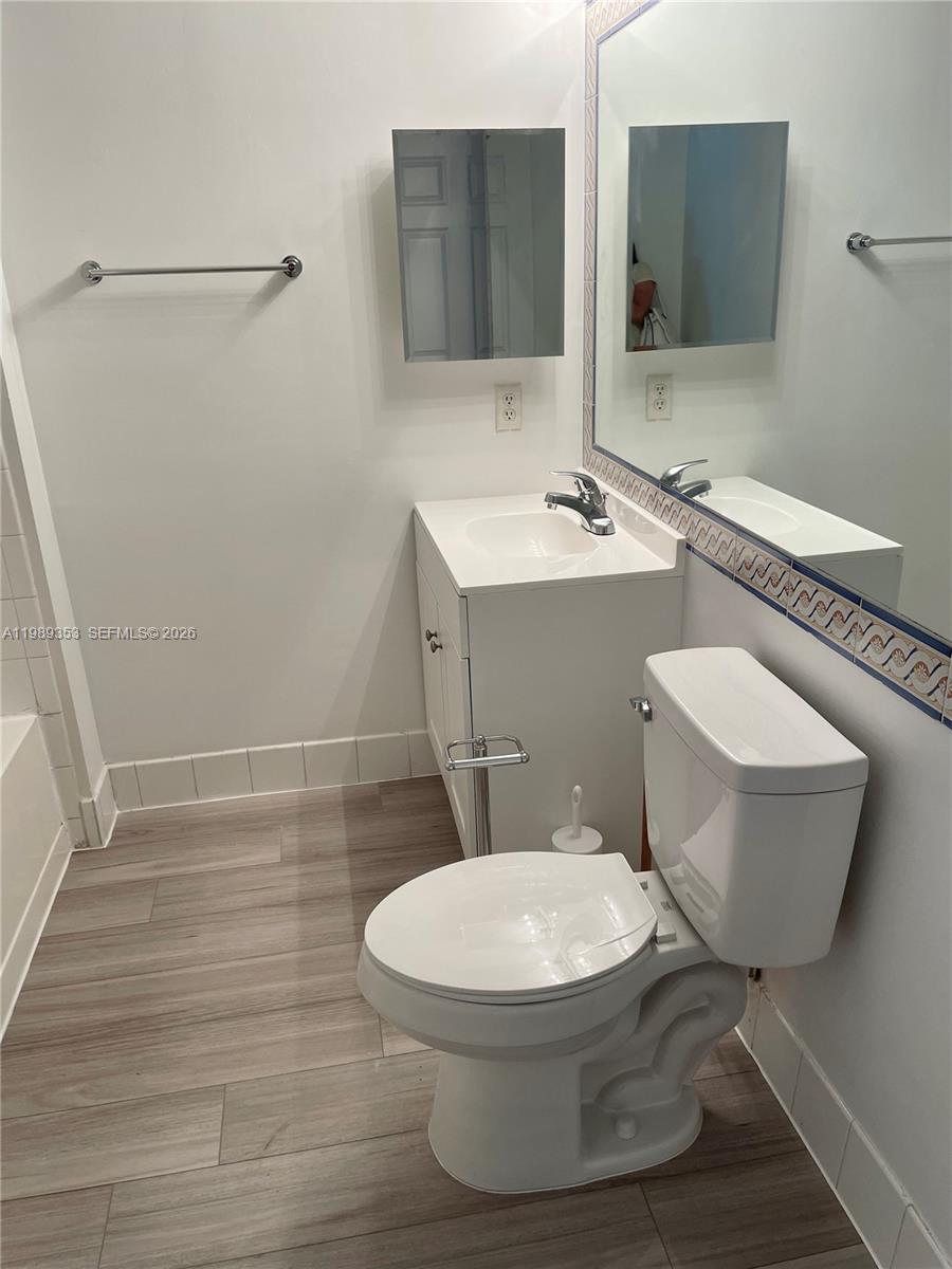 LA VIA CONDO - Residential