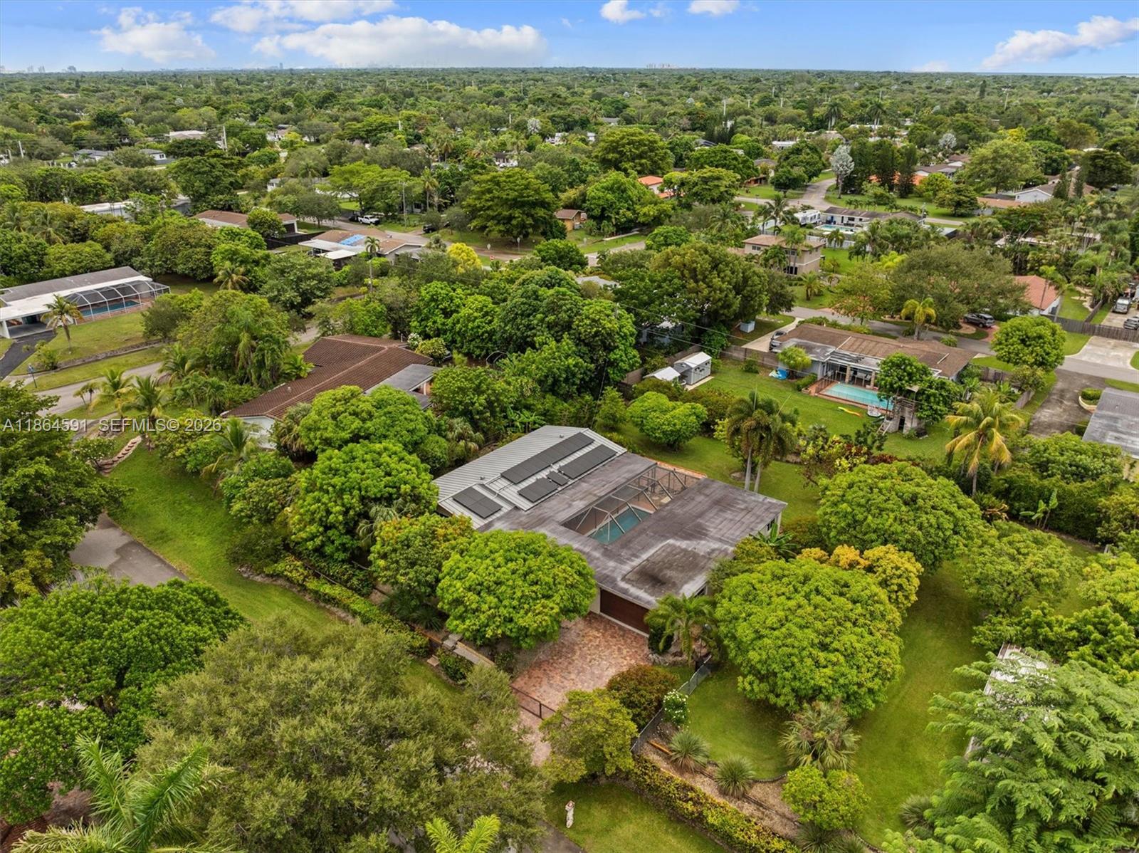 HERMAN HILLS - Residential