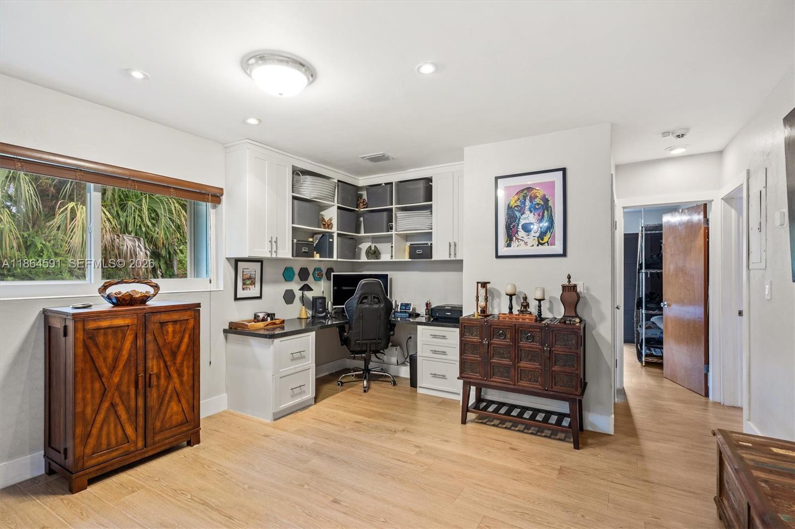 HERMAN HILLS - Residential