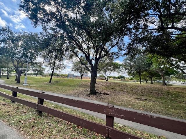 HERMAN HILLS - Residential