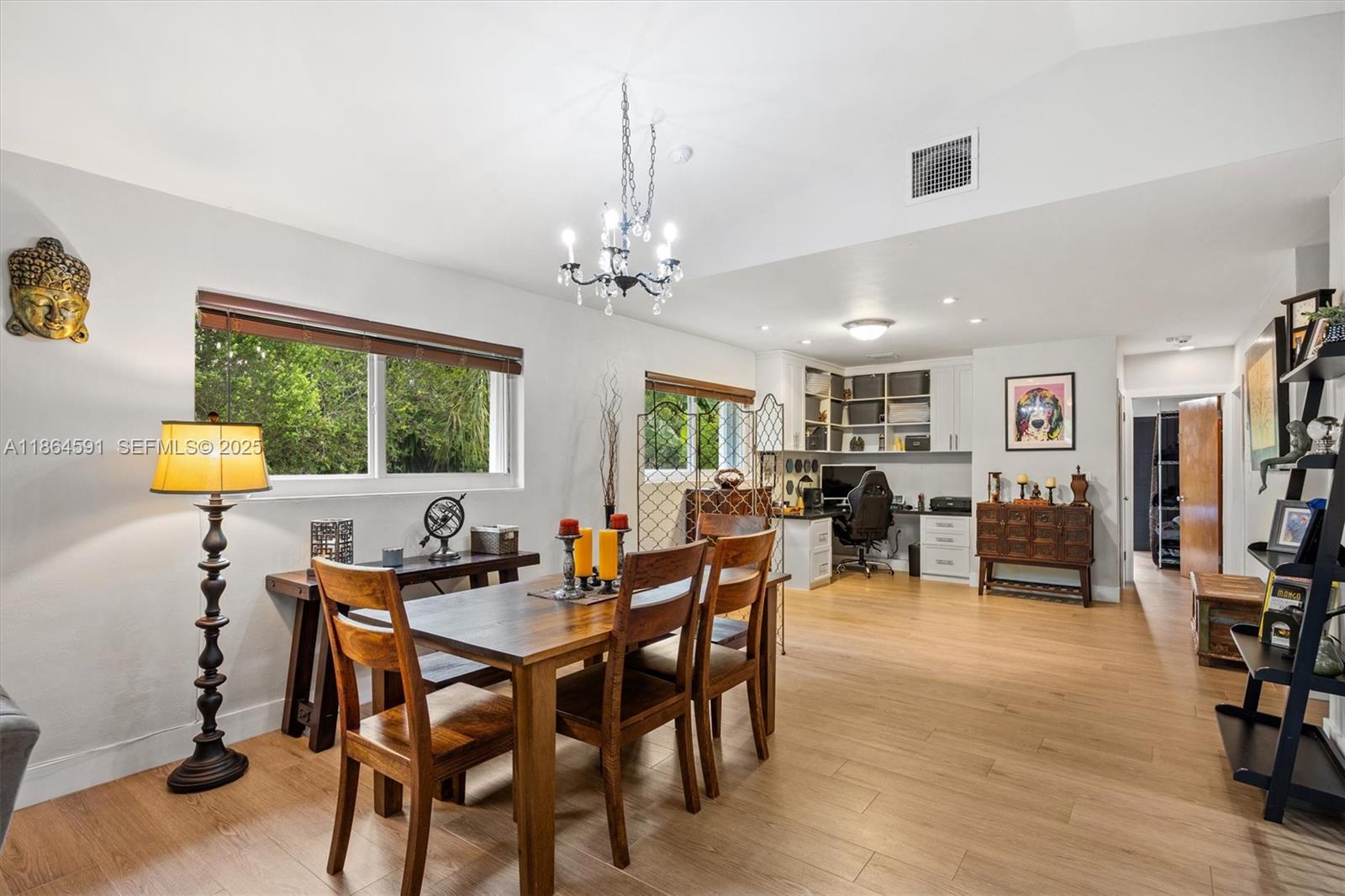 HERMAN HILLS - Residential