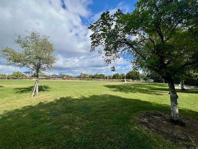 HERMAN HILLS - Residential