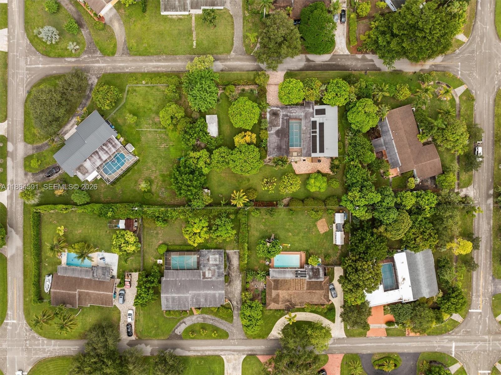 HERMAN HILLS - Residential