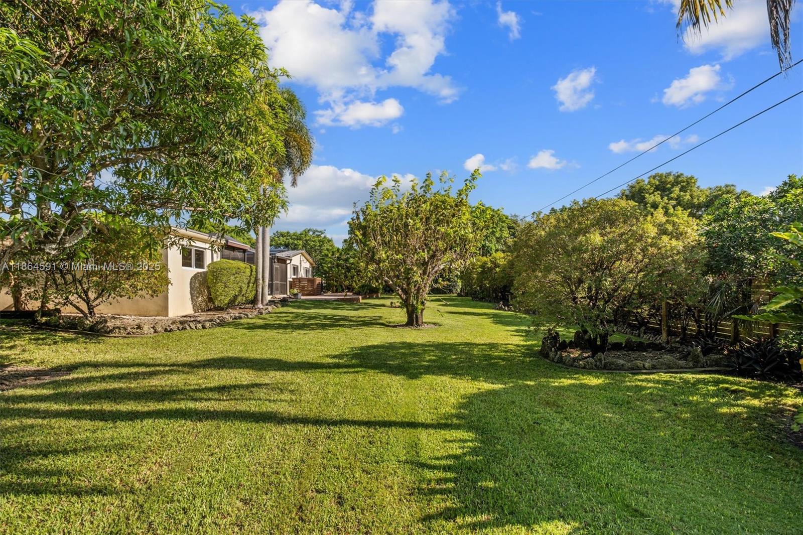 HERMAN HILLS - Residential