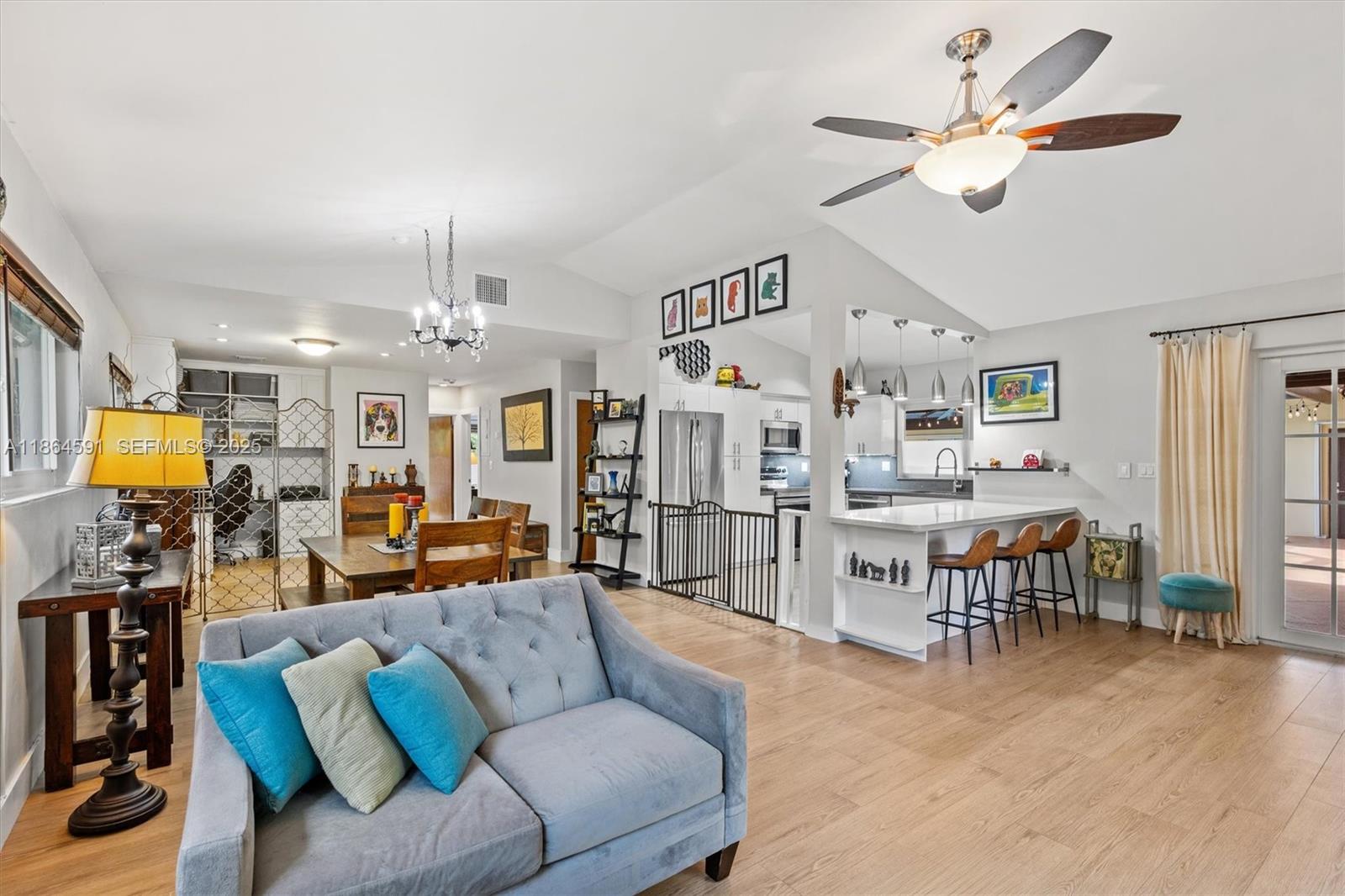 HERMAN HILLS - Residential