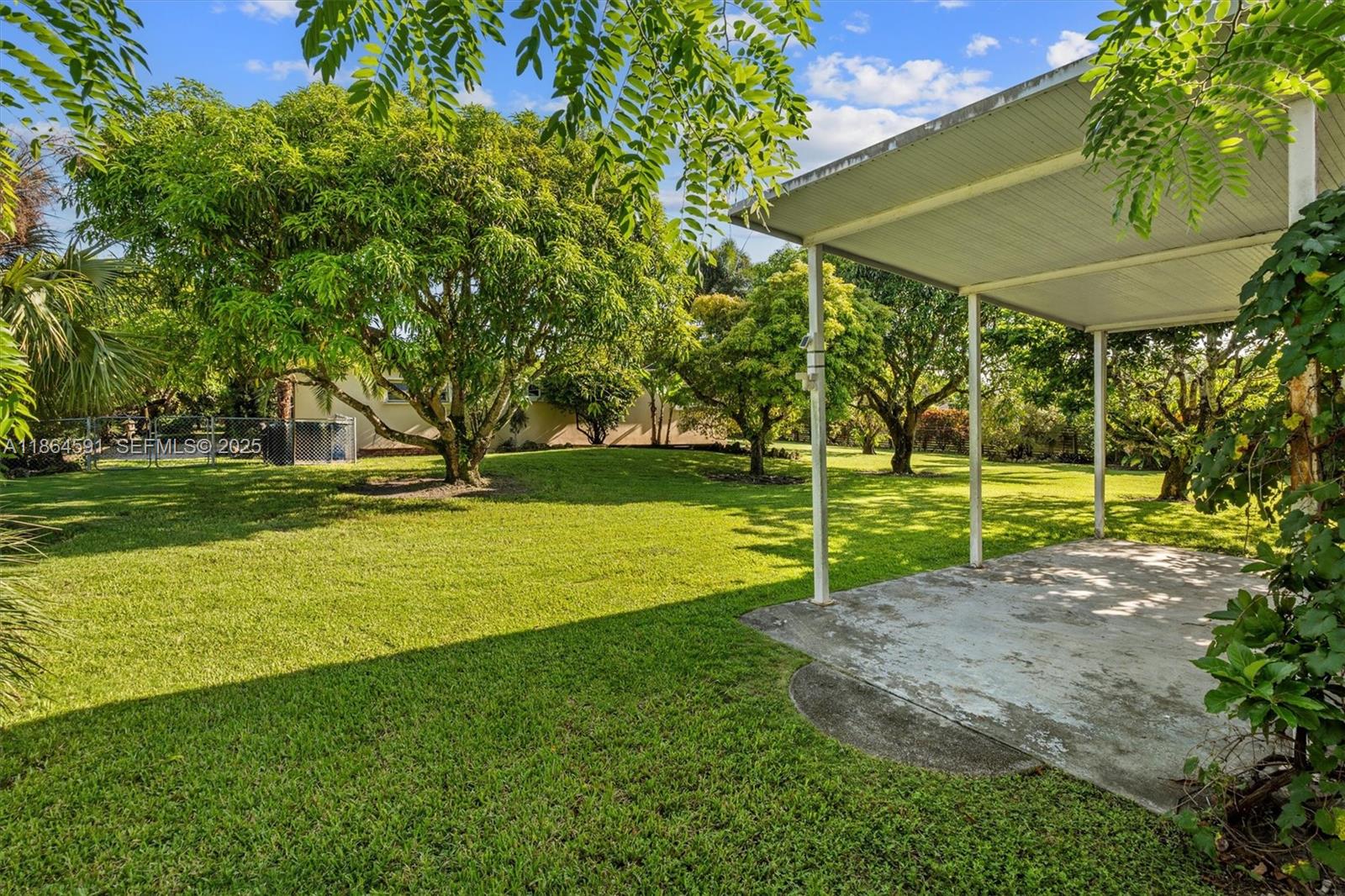 HERMAN HILLS - Residential