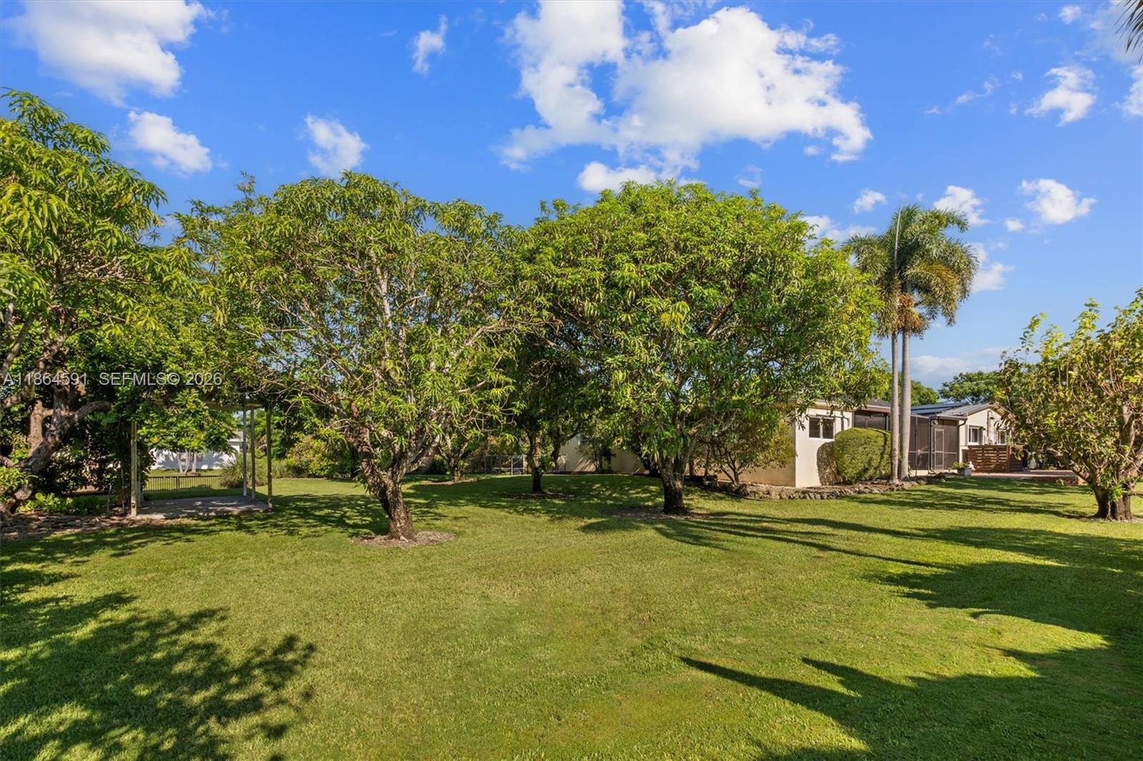 HERMAN HILLS - Residential