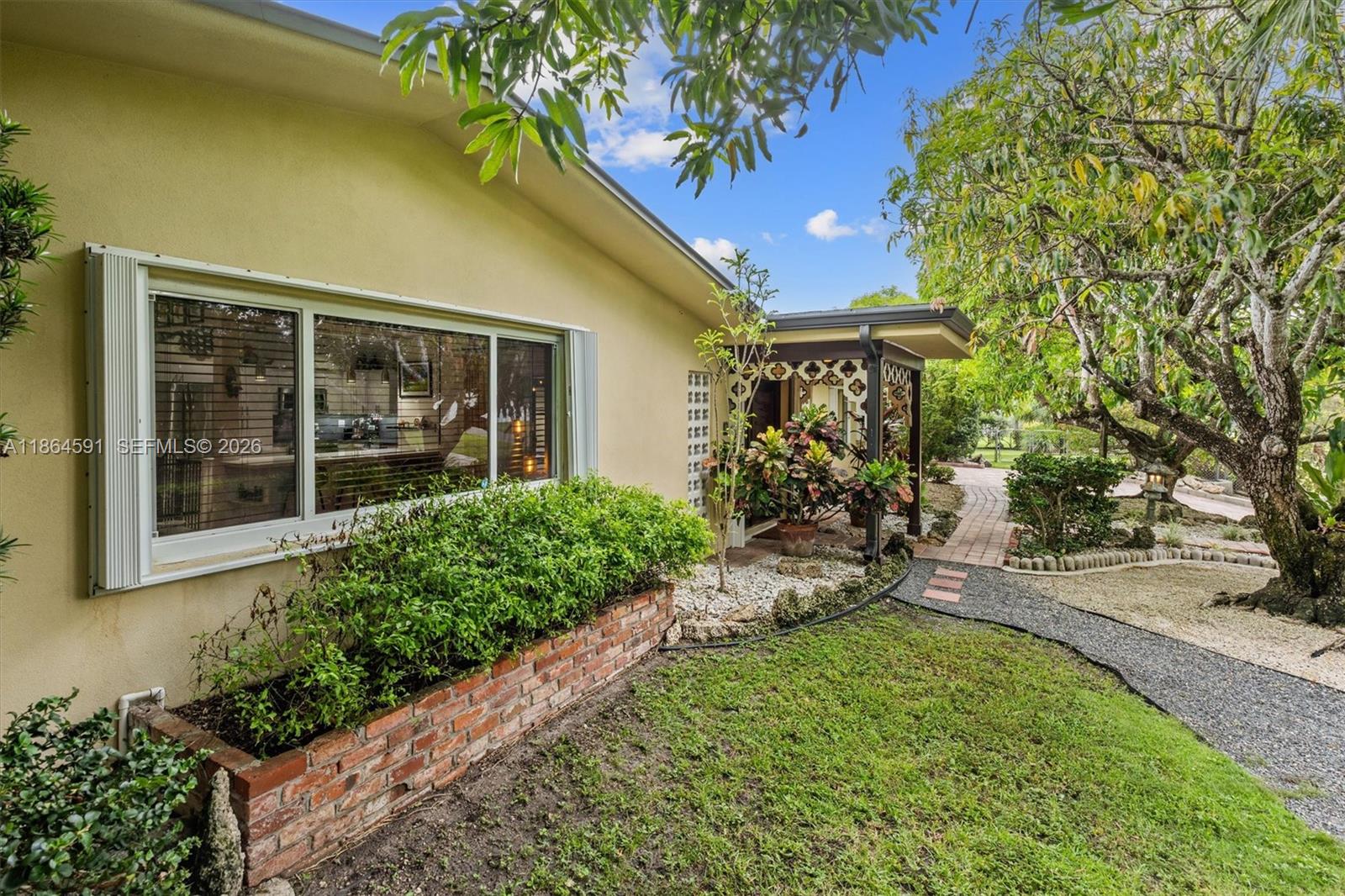 HERMAN HILLS - Residential