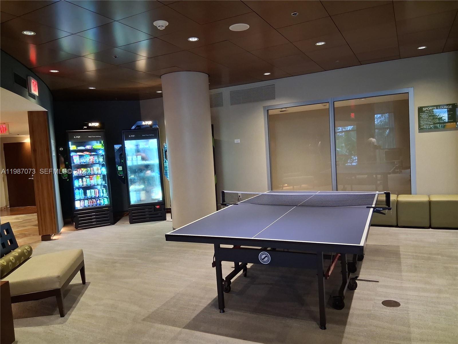 TAO SAWGRASS CONDOMINIUM - Residential Lease