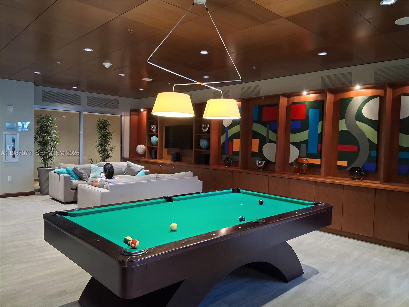 TAO SAWGRASS CONDOMINIUM - Residential Lease