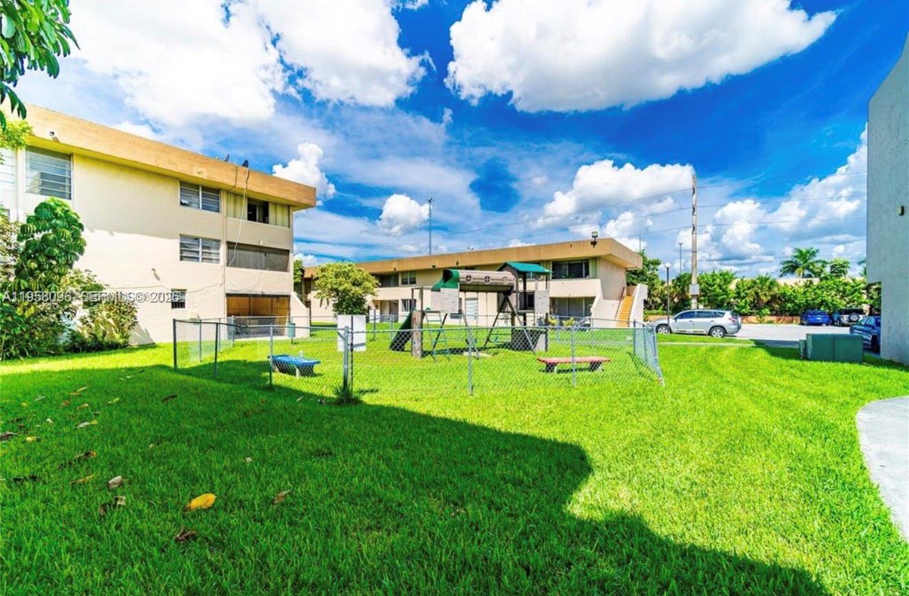 PINEBARK CONDO NO 1 - Residential