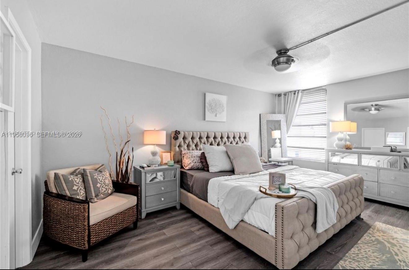 PINEBARK CONDO NO 1 - Residential