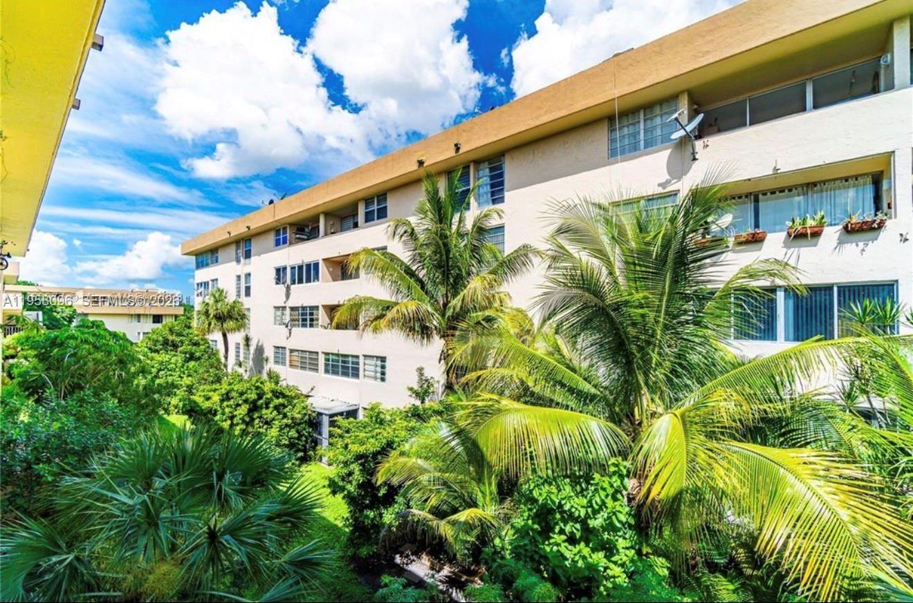 PINEBARK CONDO NO 1 - Residential