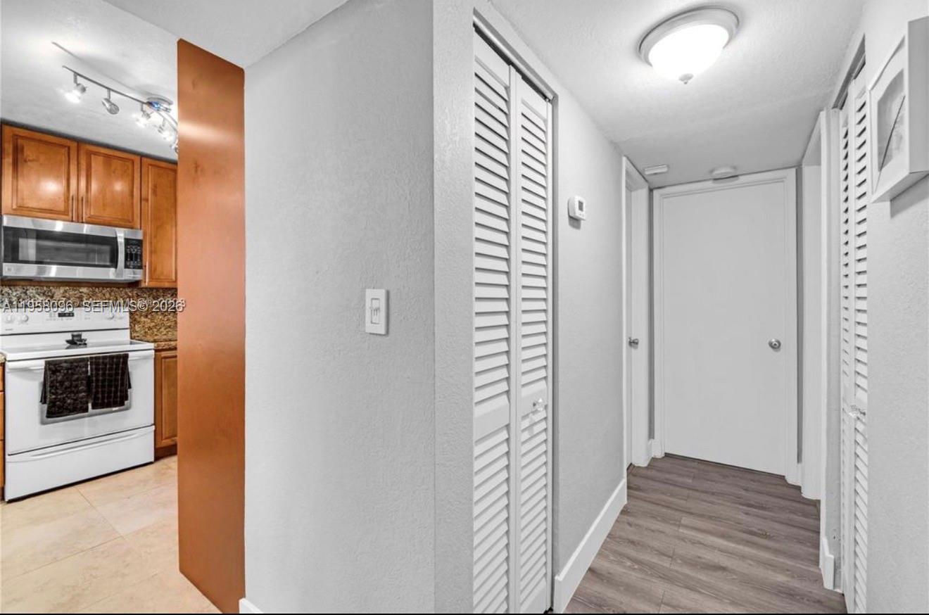 PINEBARK CONDO NO 1 - Residential