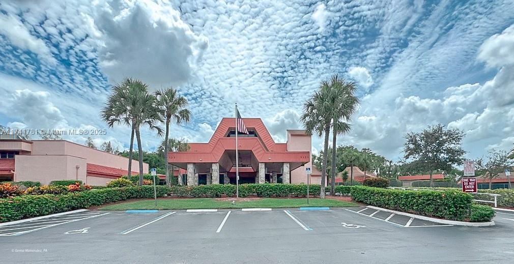 HOLIDAY SPRINGS VILLAGE 1 - Residential