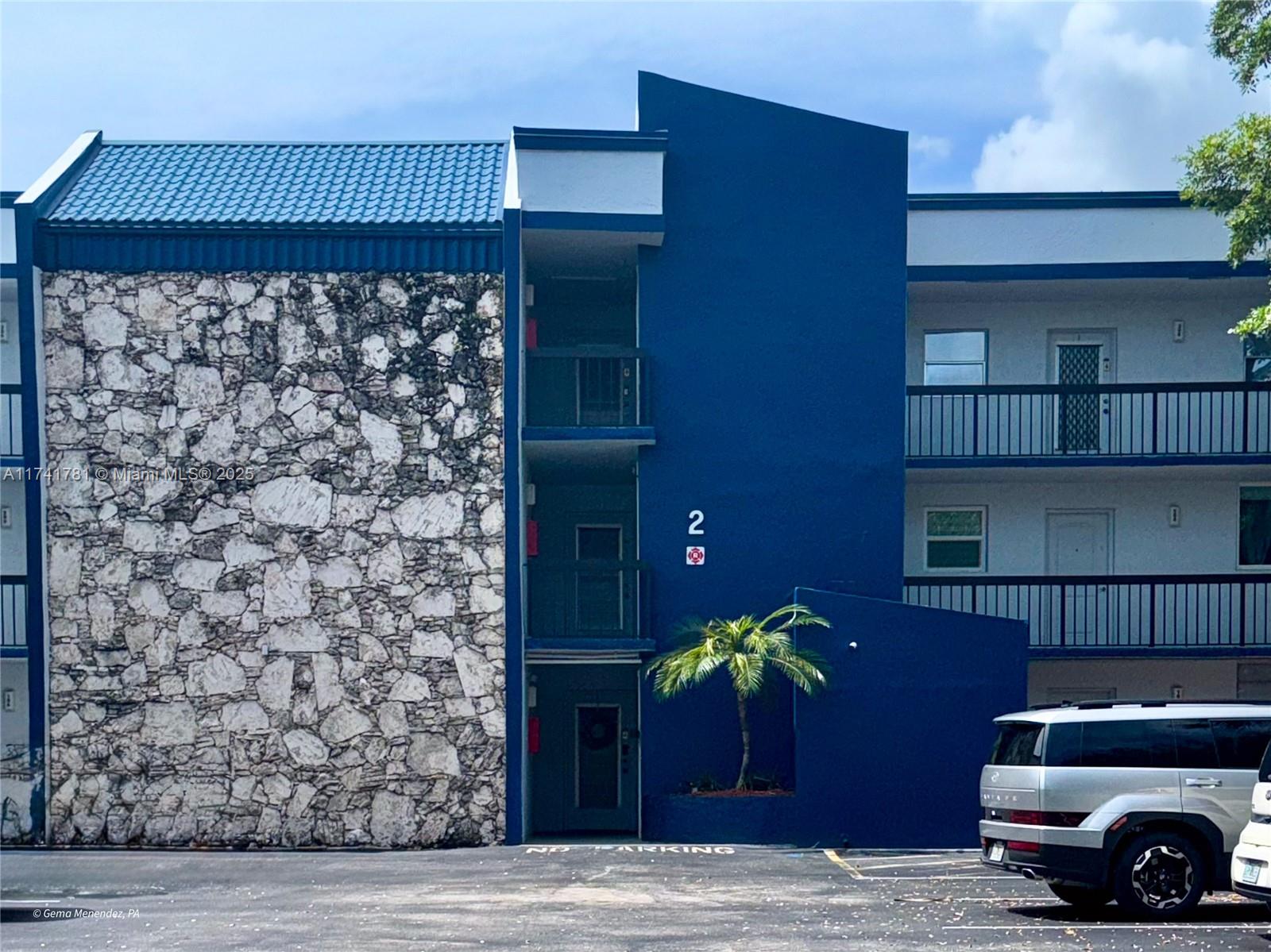 HOLIDAY SPRINGS VILLAGE 1 - Residential