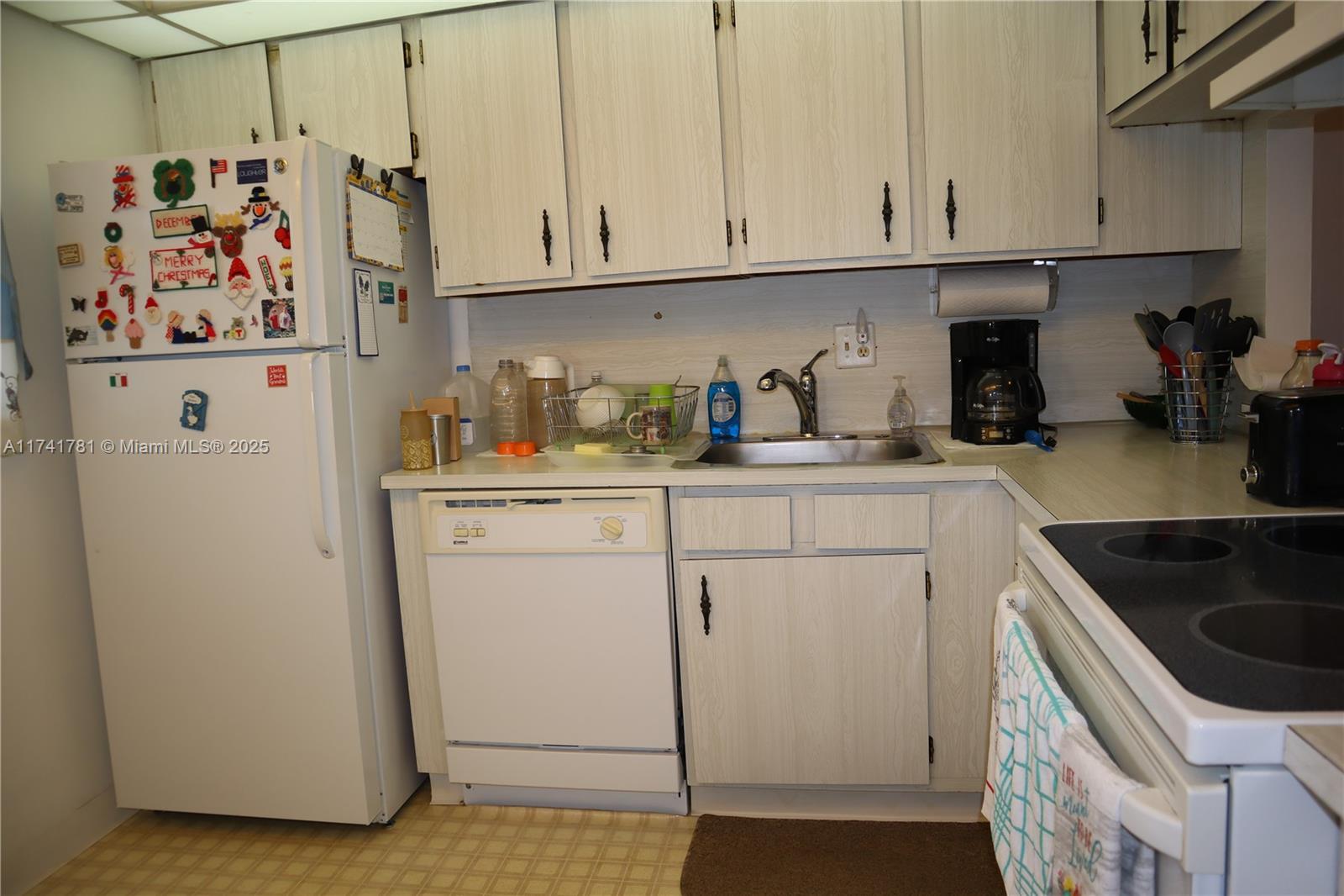 3210 Holiday Springs Blvd 2-204