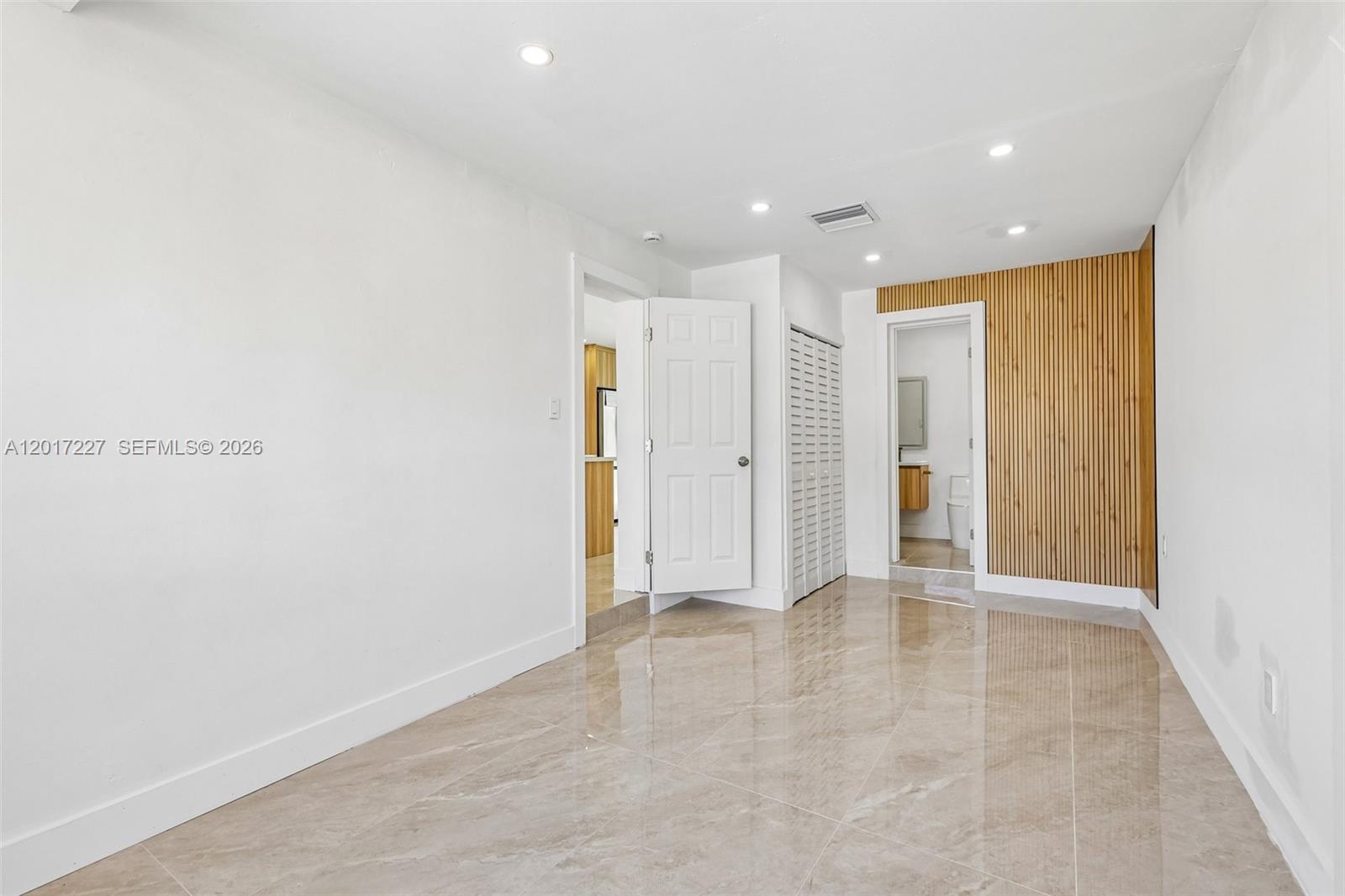THIRD AMEND PLAT OF PORTI - Residential