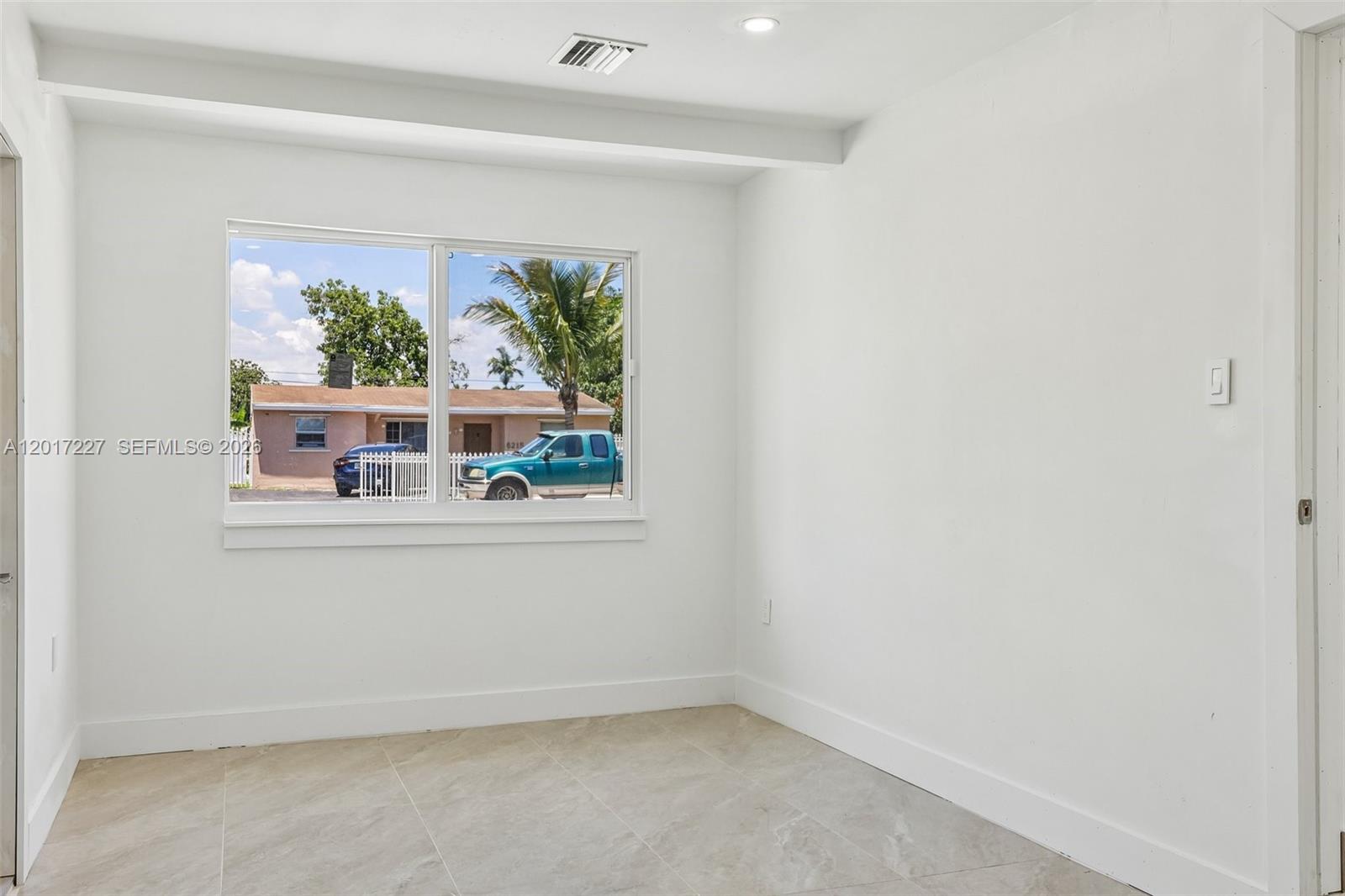 THIRD AMEND PLAT OF PORTI - Residential