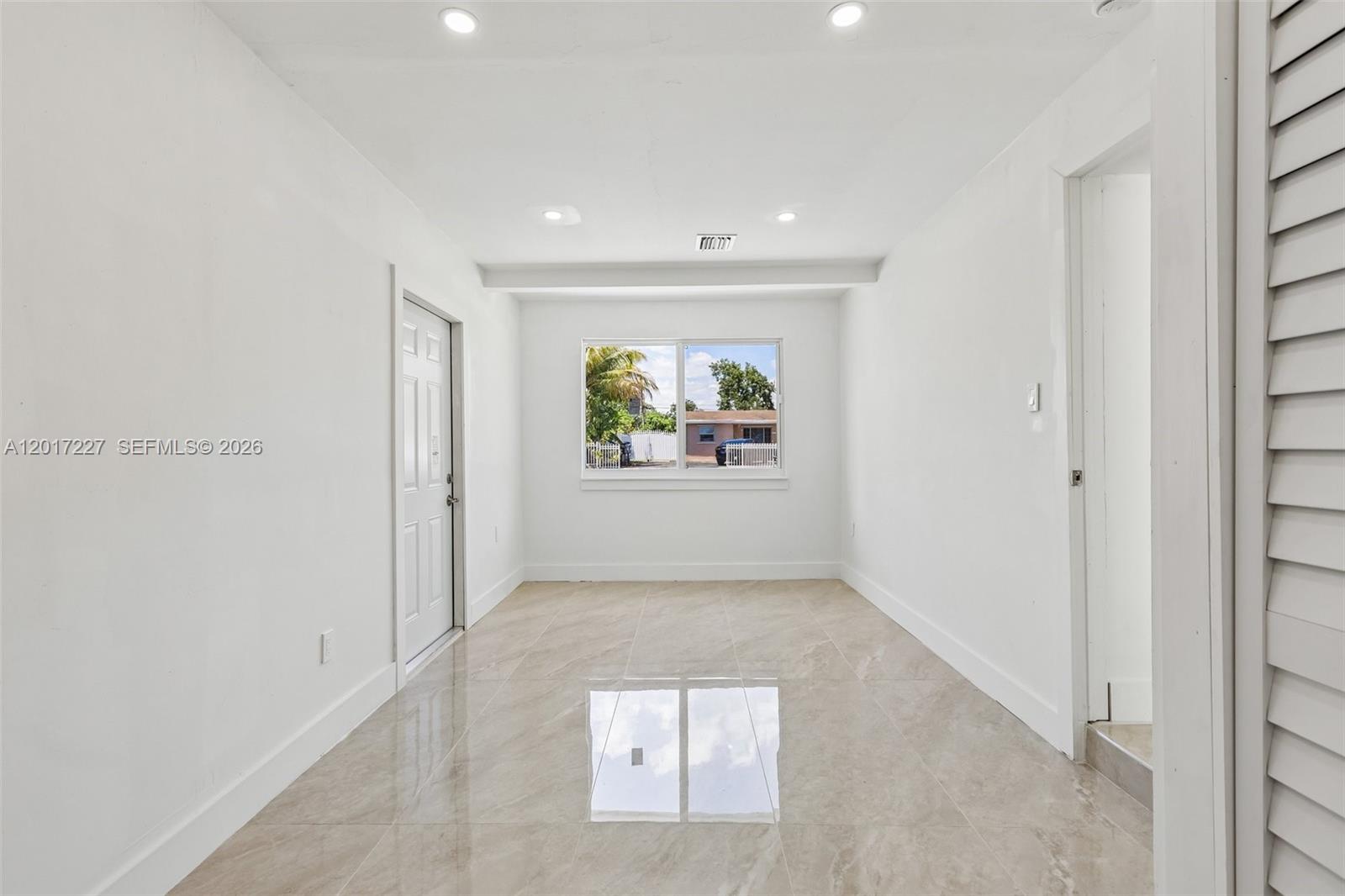 THIRD AMEND PLAT OF PORTI - Residential