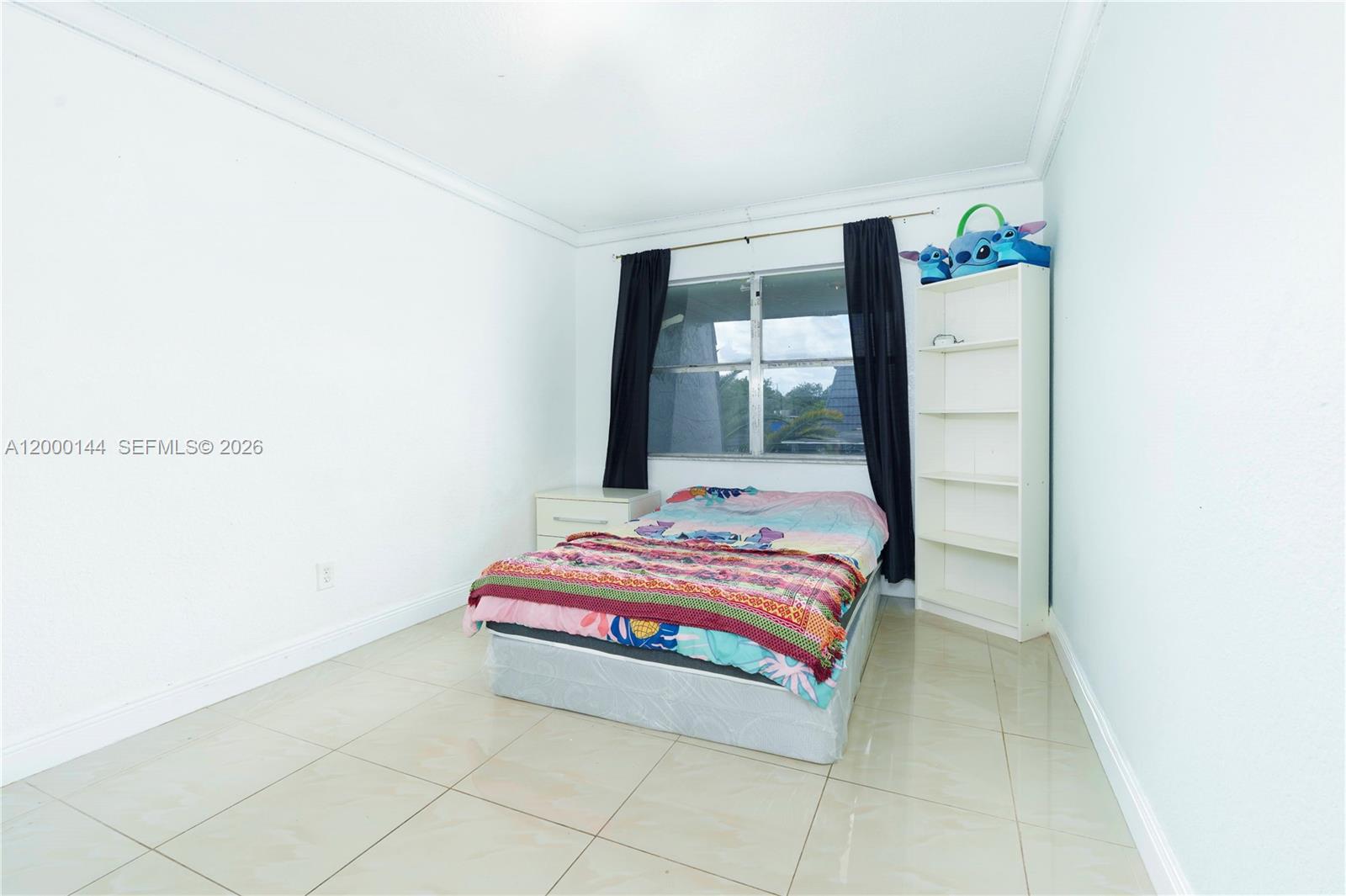 LOS PALACIOS BY MIAMI LAK - Residential