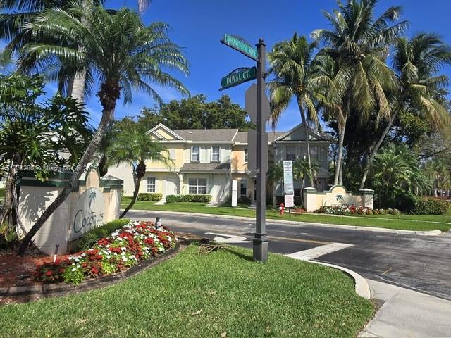 search properties 2 299 Duval Ct