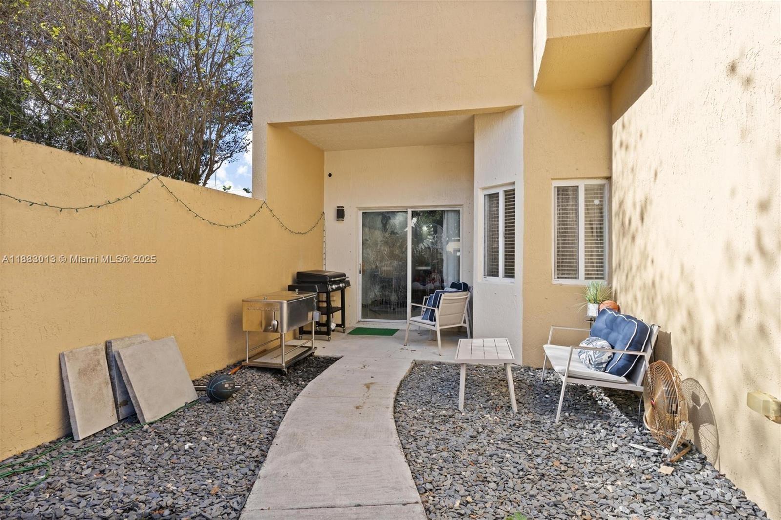 TOWNGATE NORTH - Residential Lease