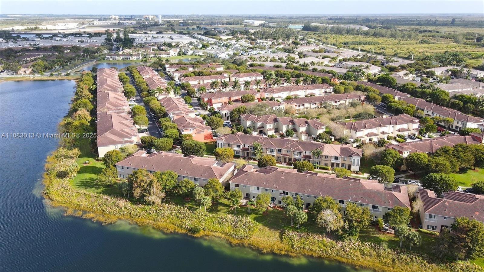 TOWNGATE NORTH - Residential Lease