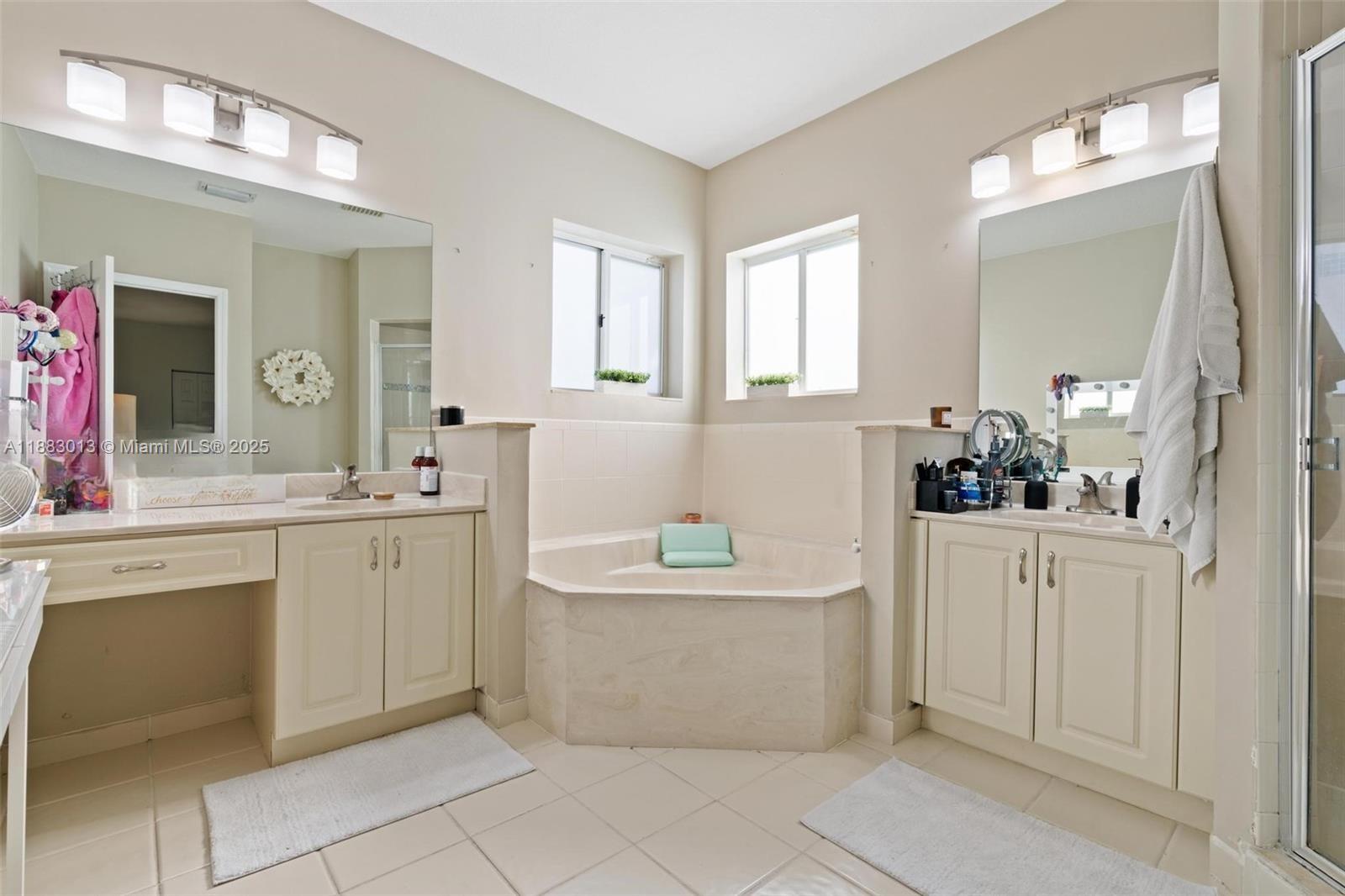 TOWNGATE NORTH - Residential Lease