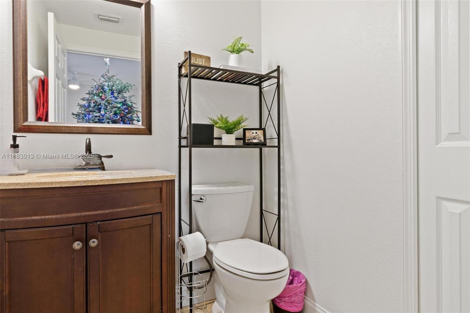 TOWNGATE NORTH - Residential Lease