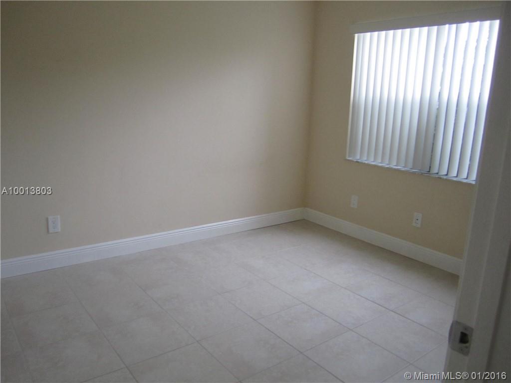 GRENADIER GARDENS CONDO - Residential Lease