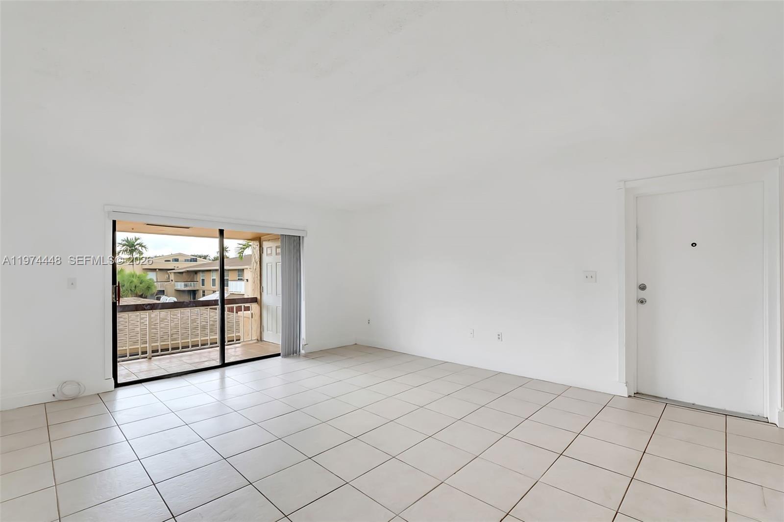 THE MEADOWS LAKE NORTH CO - Residential