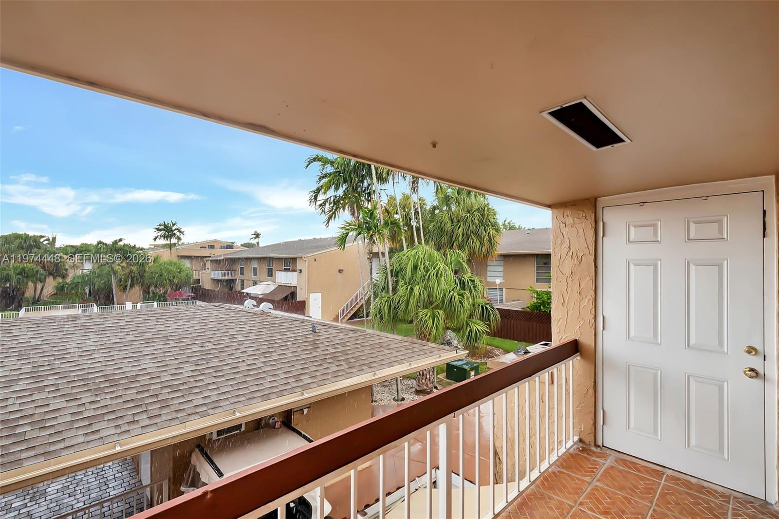 THE MEADOWS LAKE NORTH CO - Residential