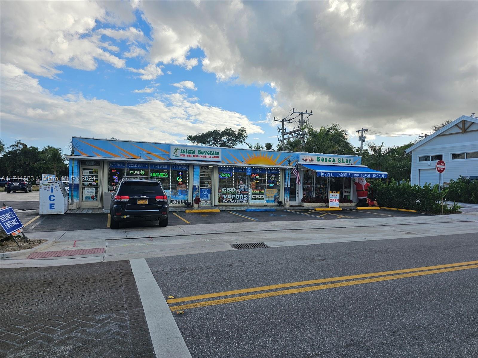 Epicenter of Hobe Sound Business center. Hobe Sound CRA will allow many different uses. See attachments for further information. An EV charging station is on site. There are 13 designated parking spaces and at least 3 over flow spots. Short term lease. A brand new Micro Brewery constructed to the west of this site. Taylors restaurant next to that. New roof covering, new paved parking area. A/C replaced in 2020. Central water installed and sewer available.
Walking distance to virtually all the Bridge Rd. and Dixie Hwy businesses.
A very rare offering, will not last. PRICE REDUCTION!!!