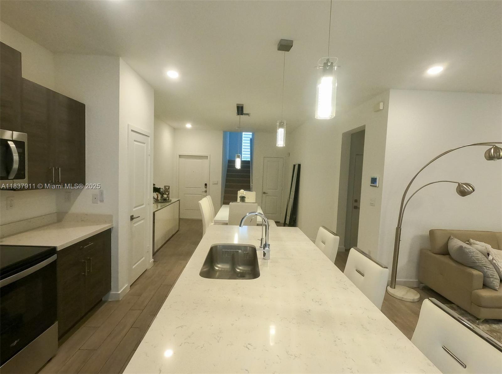 CEDAR AT KEYS GATE - Residential