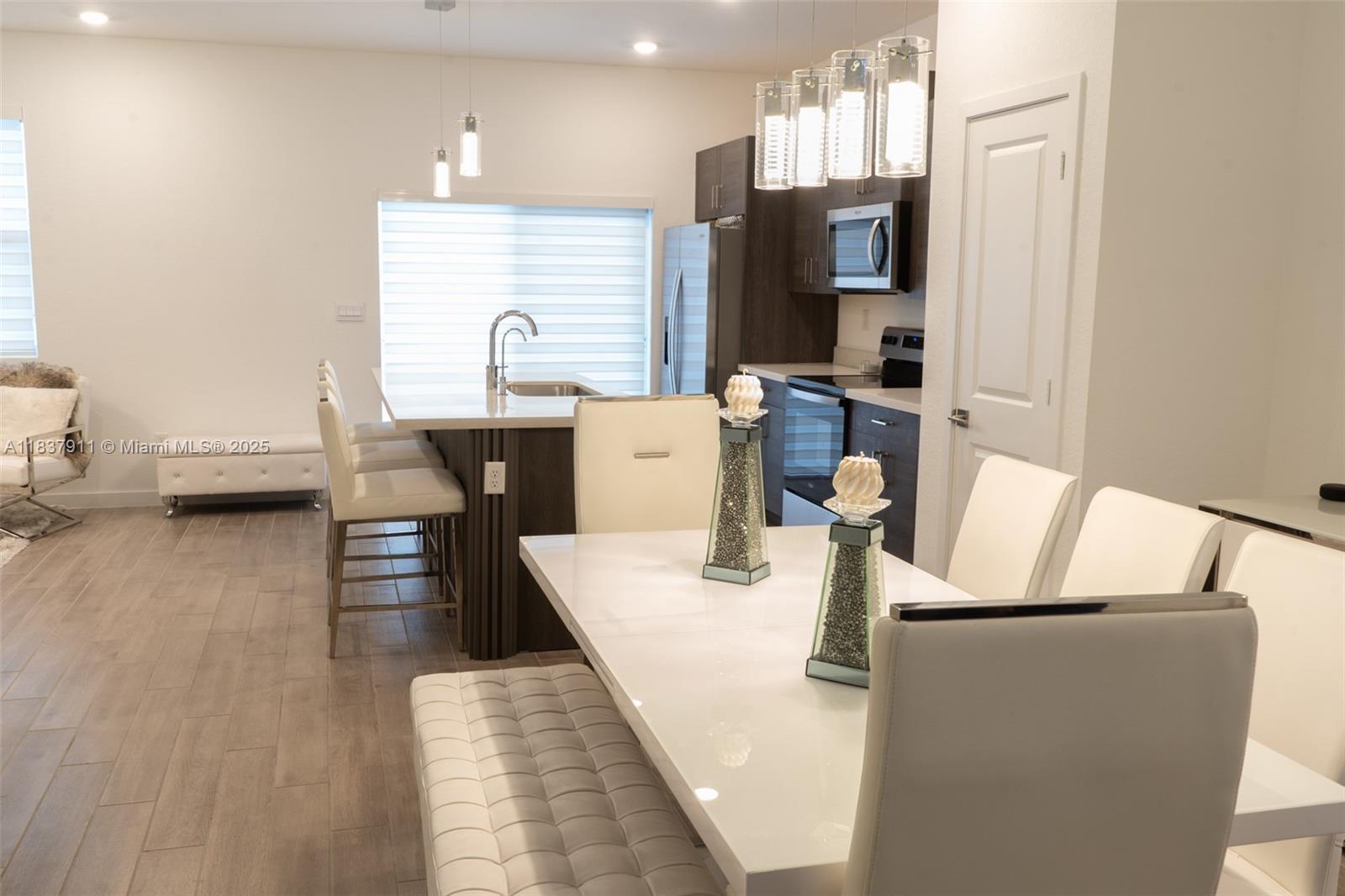 CEDAR AT KEYS GATE - Residential