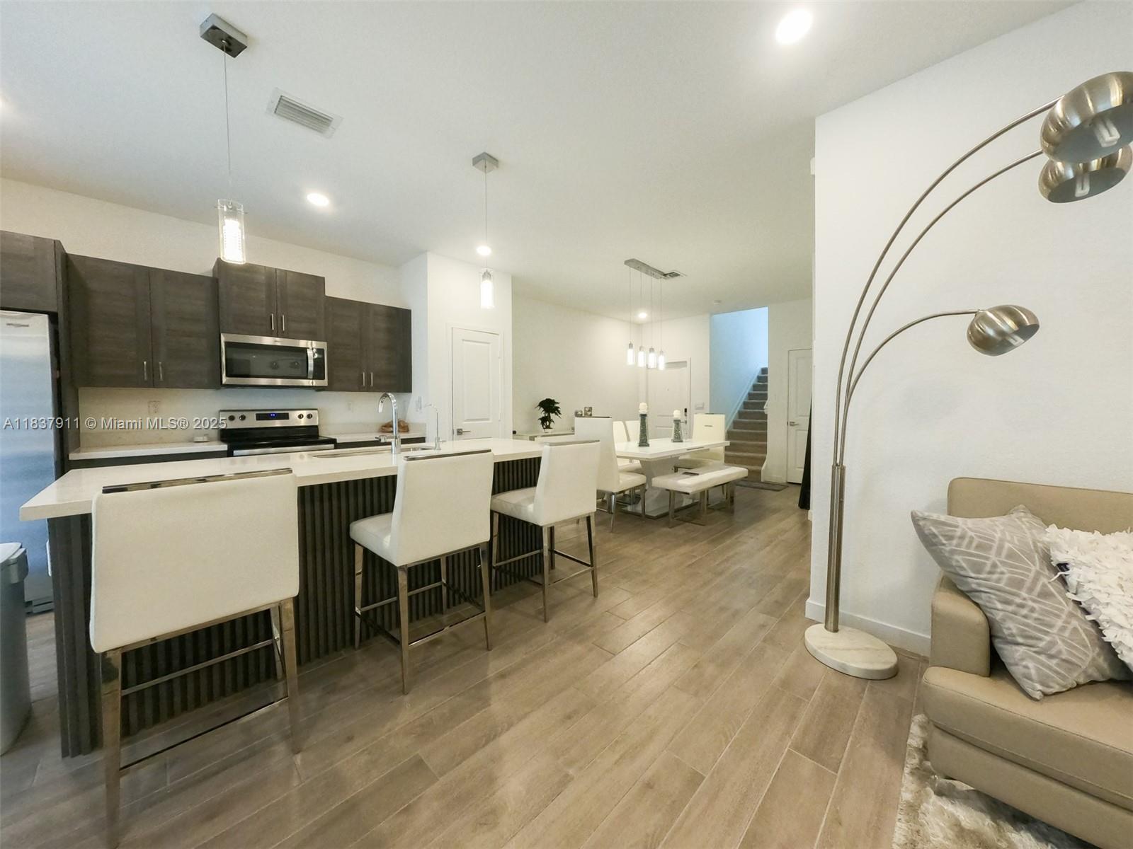 CEDAR AT KEYS GATE - Residential