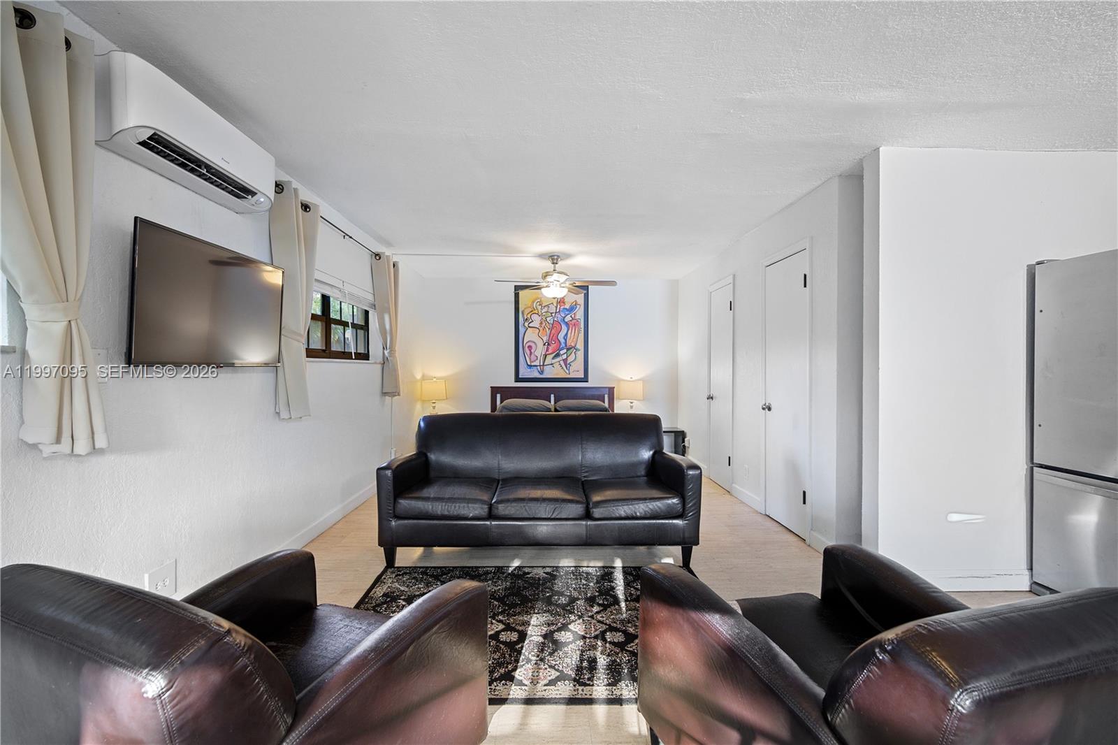 MONTICELLO PK UNIT NO 3 - Residential Lease