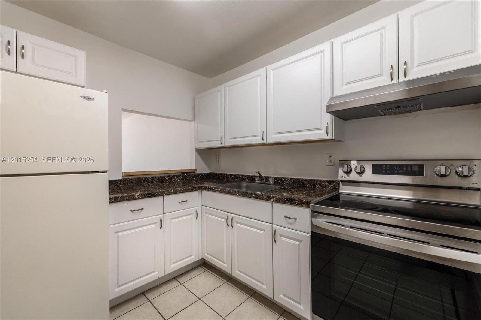 CARIBBEAN GARDENS CONDO - Residential Lease