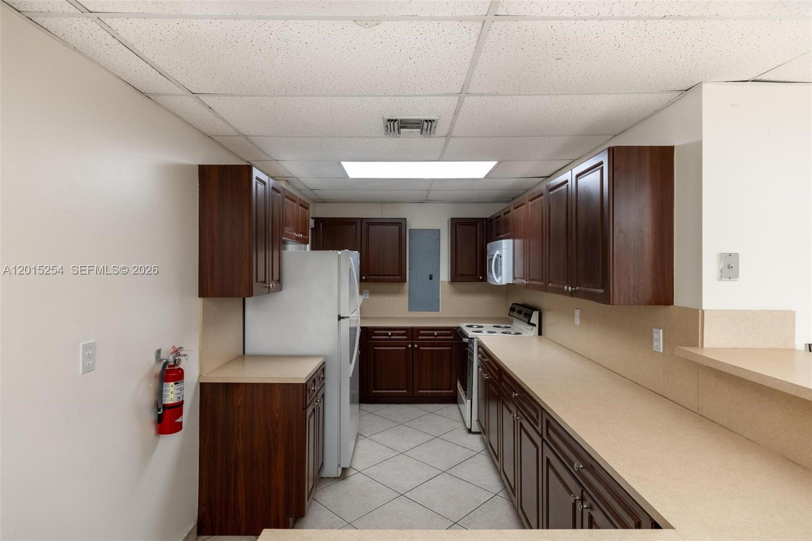 CARIBBEAN GARDENS CONDO - Residential Lease
