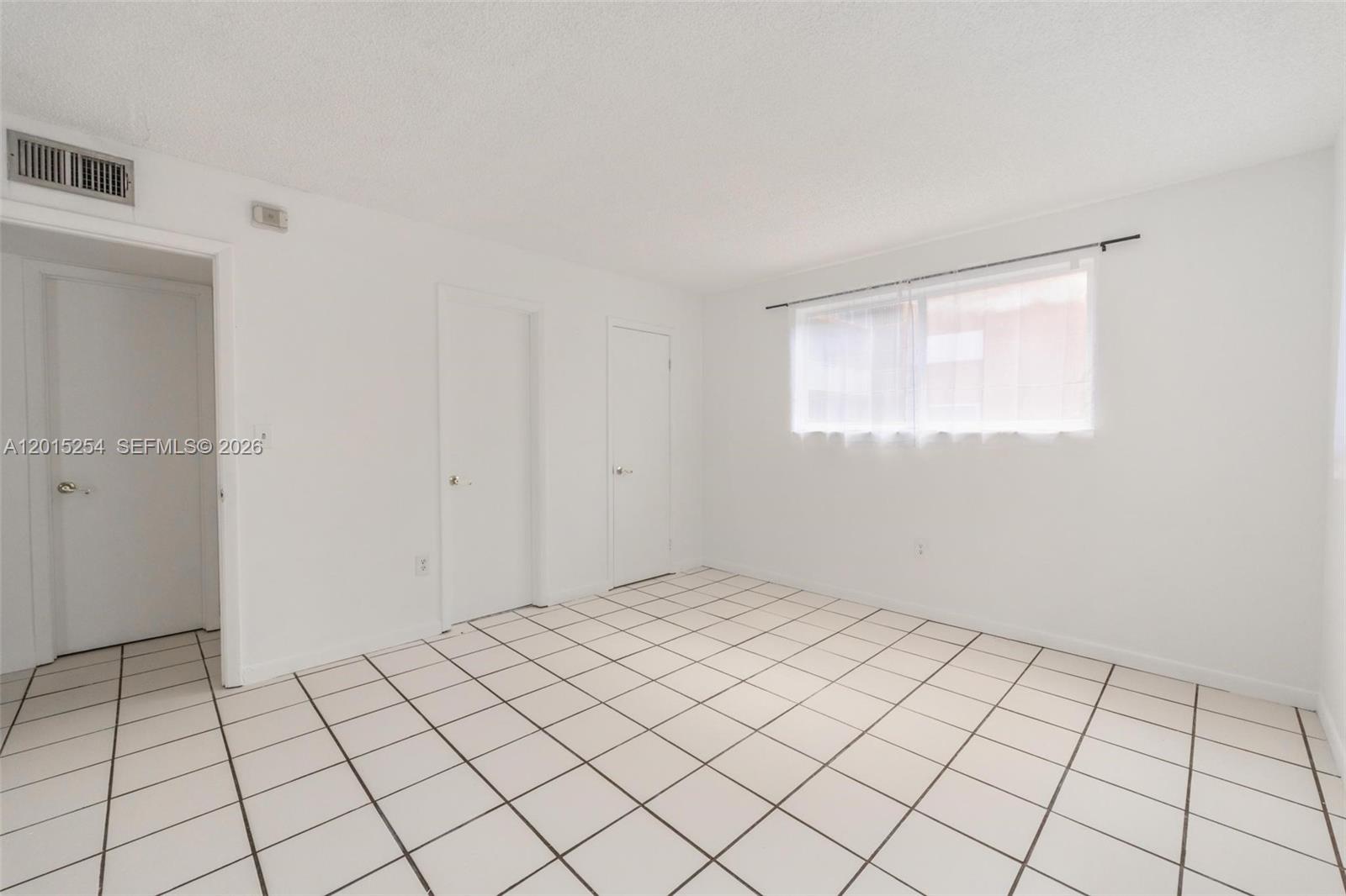 CARIBBEAN GARDENS CONDO - Residential Lease