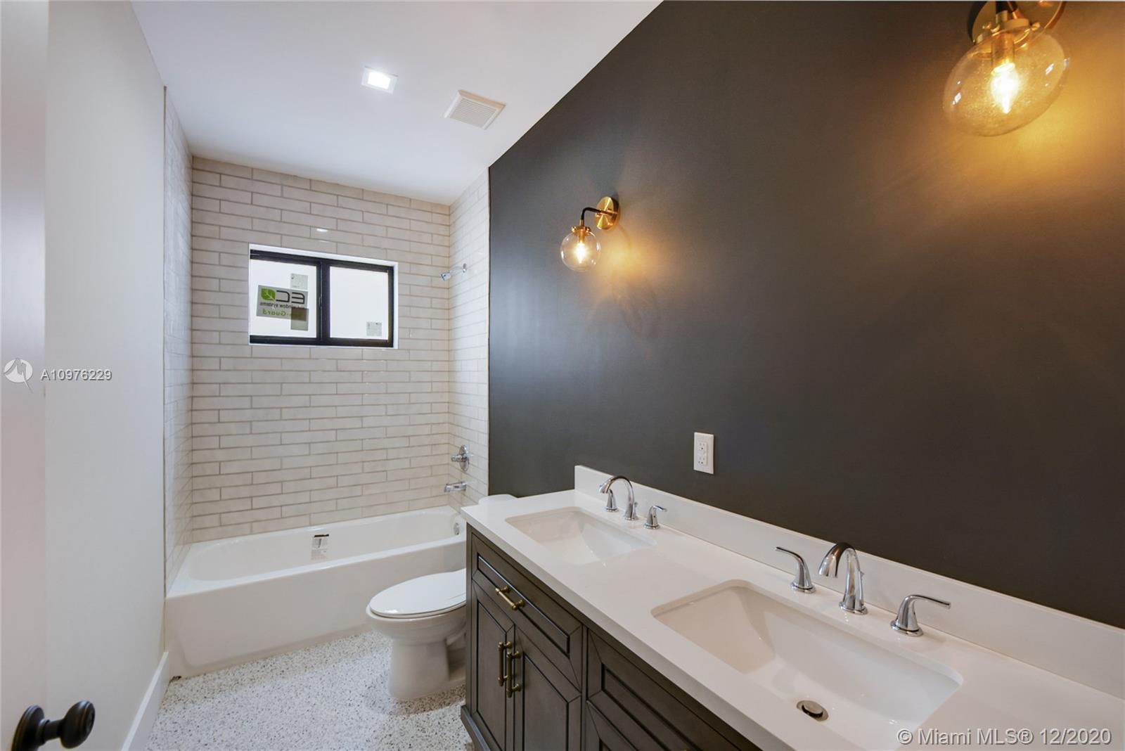 SWANNANOA / Shenandoah - Residential