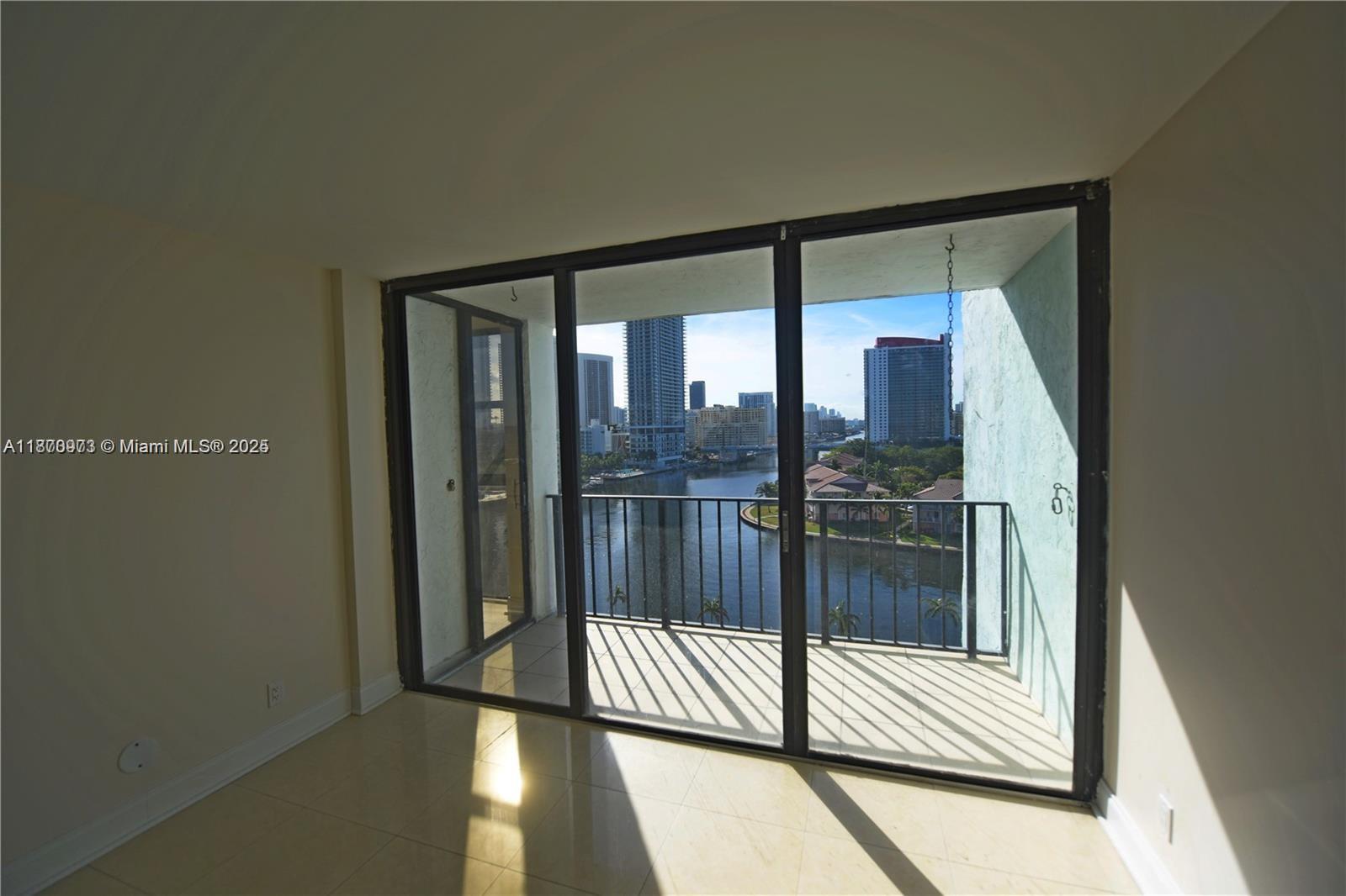 200 LESLIE CONDO - Residential Lease