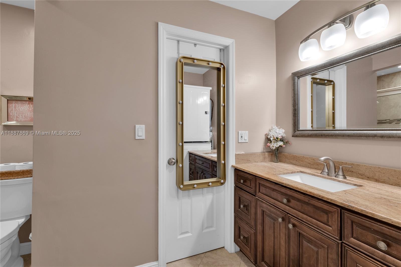 BOCA LAKES CONDO - Residential