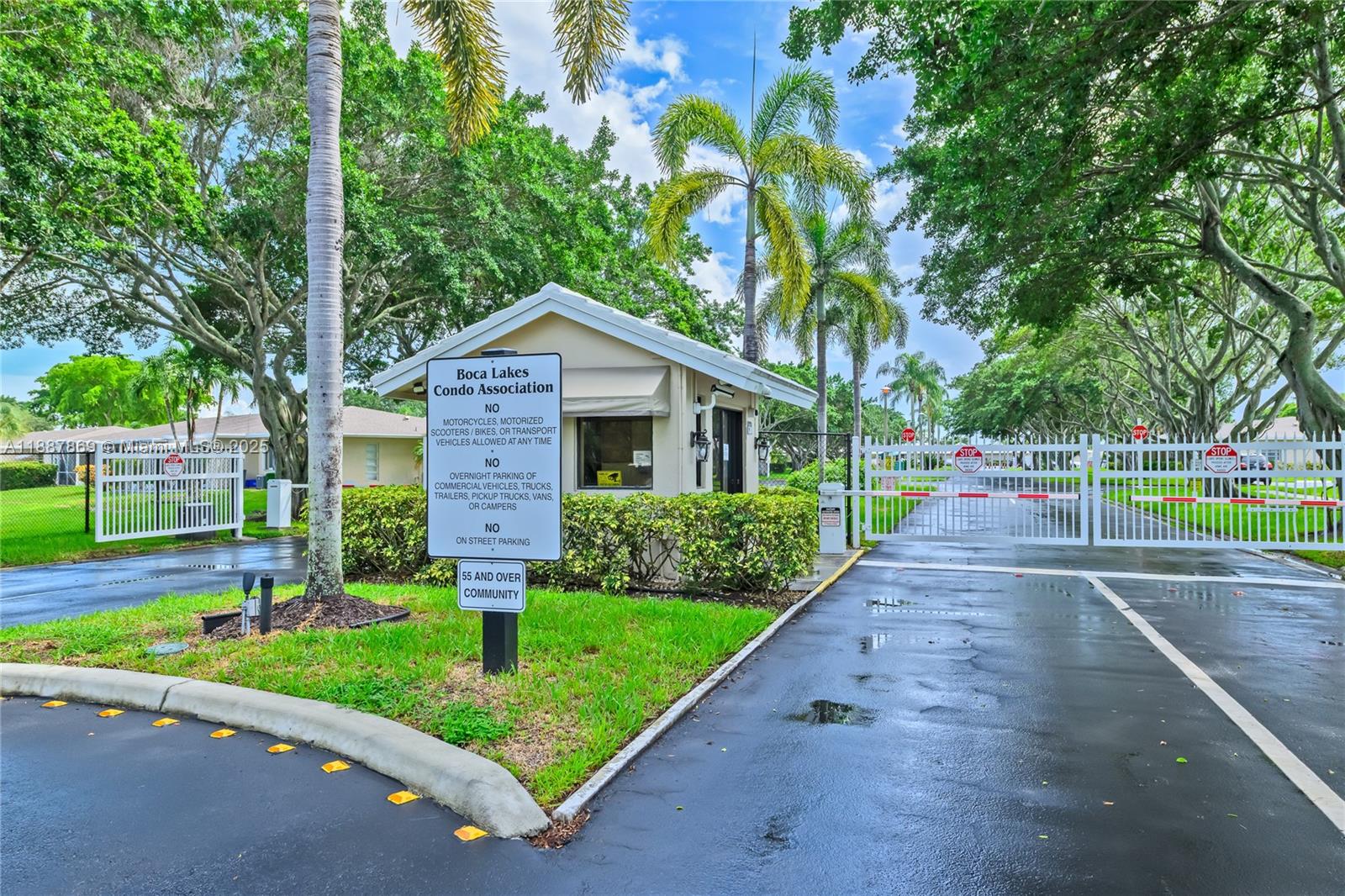 BOCA LAKES CONDO - Residential