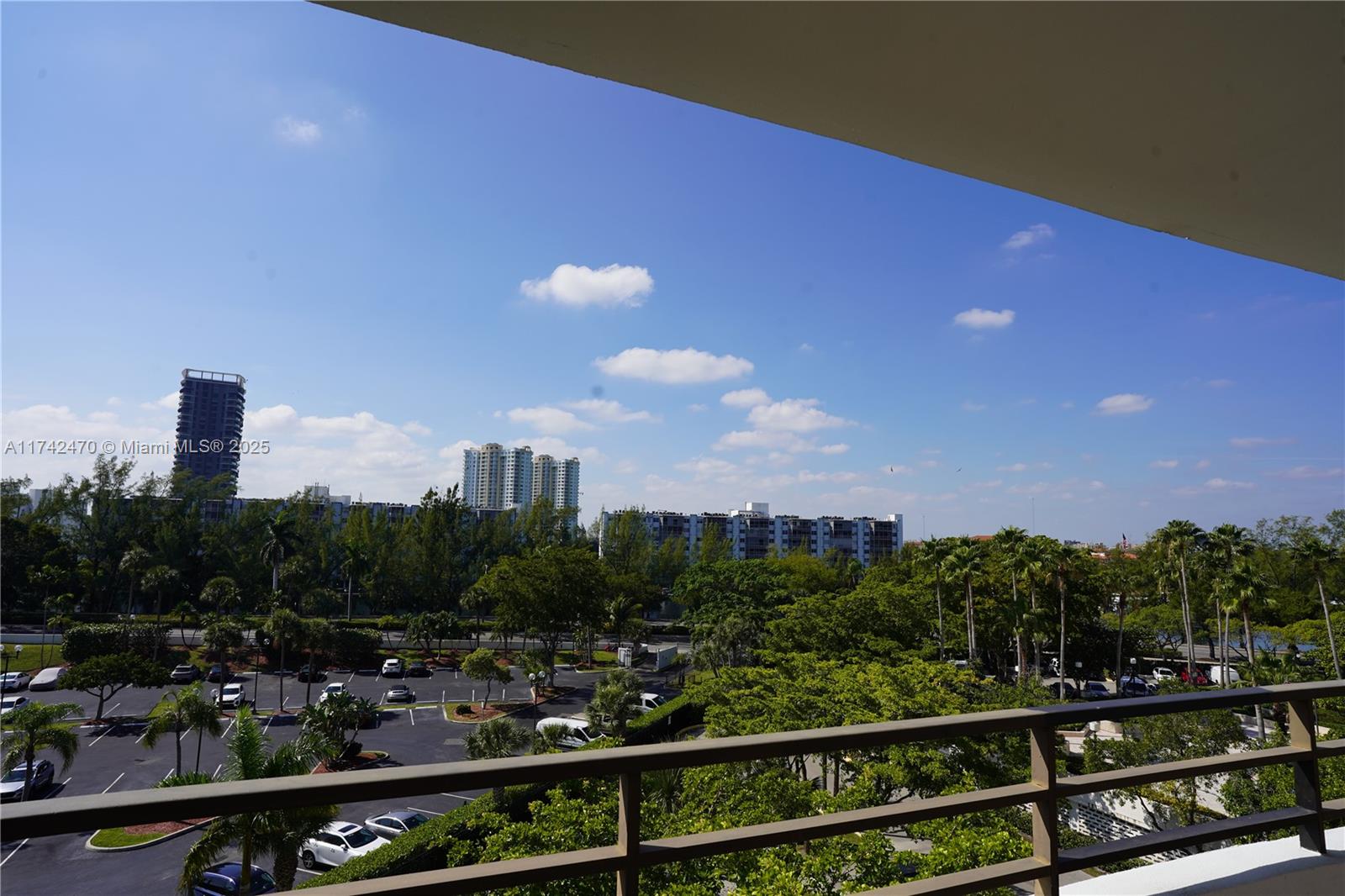 OLYMPUS CONDO PHASE - Residential